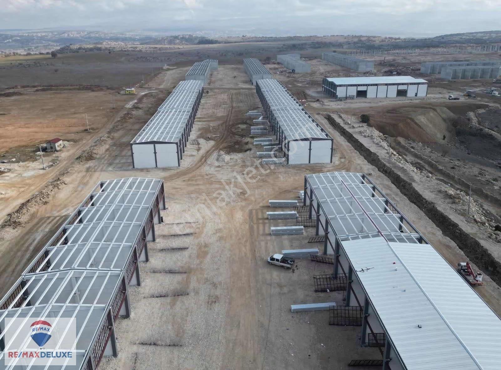 Kümob Sanayi Sitesinde Satılık Fırsat Dükkanlar - Görsel 3