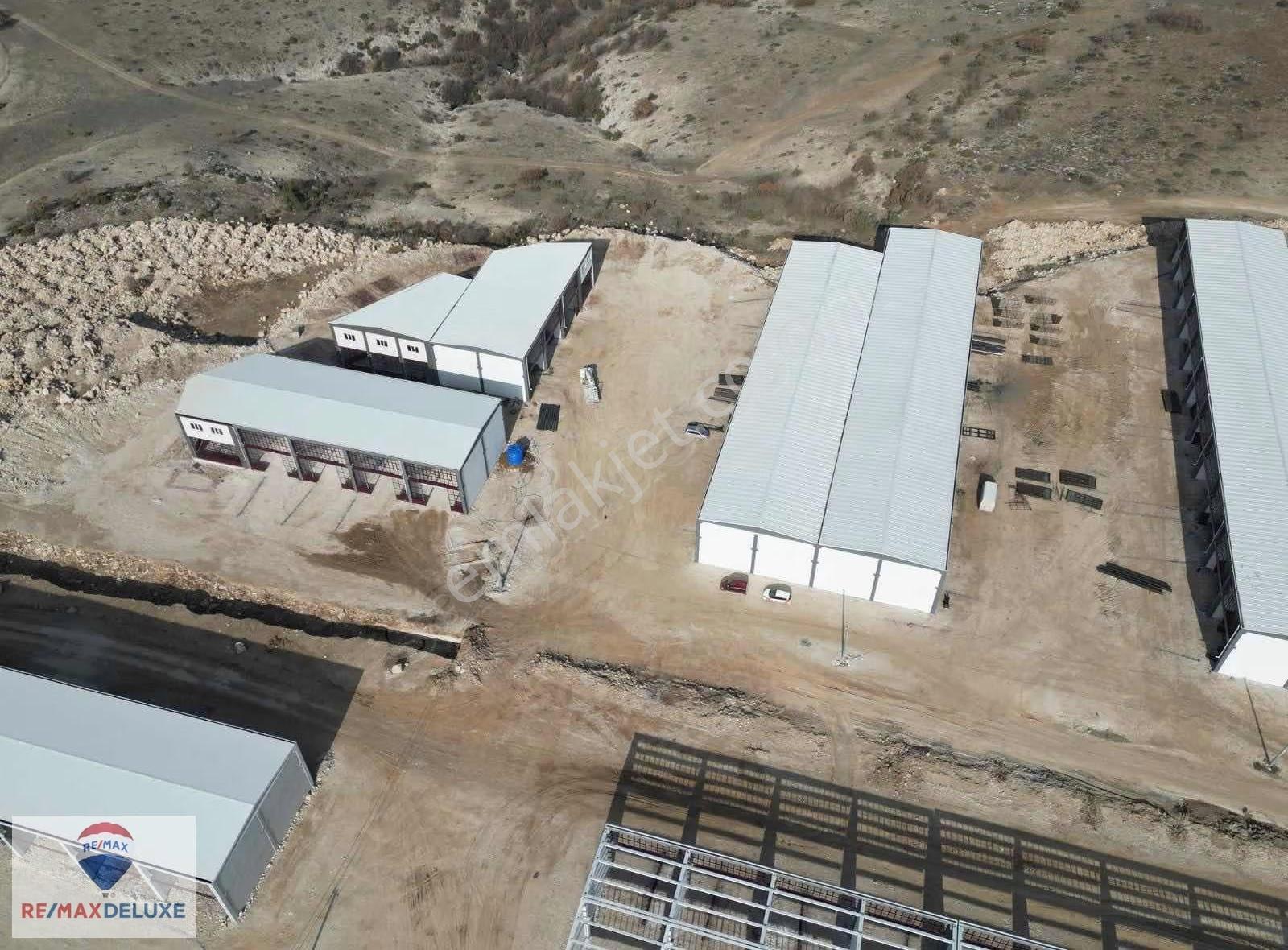 Kümob Sanayi Sitesinde Satılık Fırsat Dükkanlar - Görsel 2