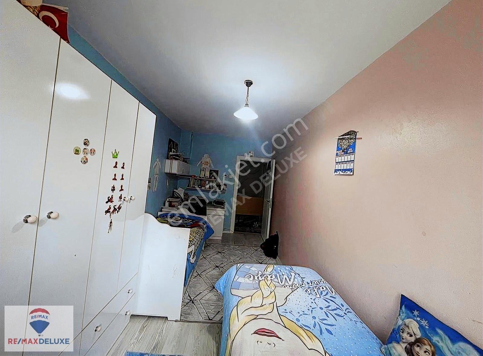 İzmit Çarşı Da 2+1 1.kat 110 M2 Masrafsız Otoparklı Daire - Görsel 7
