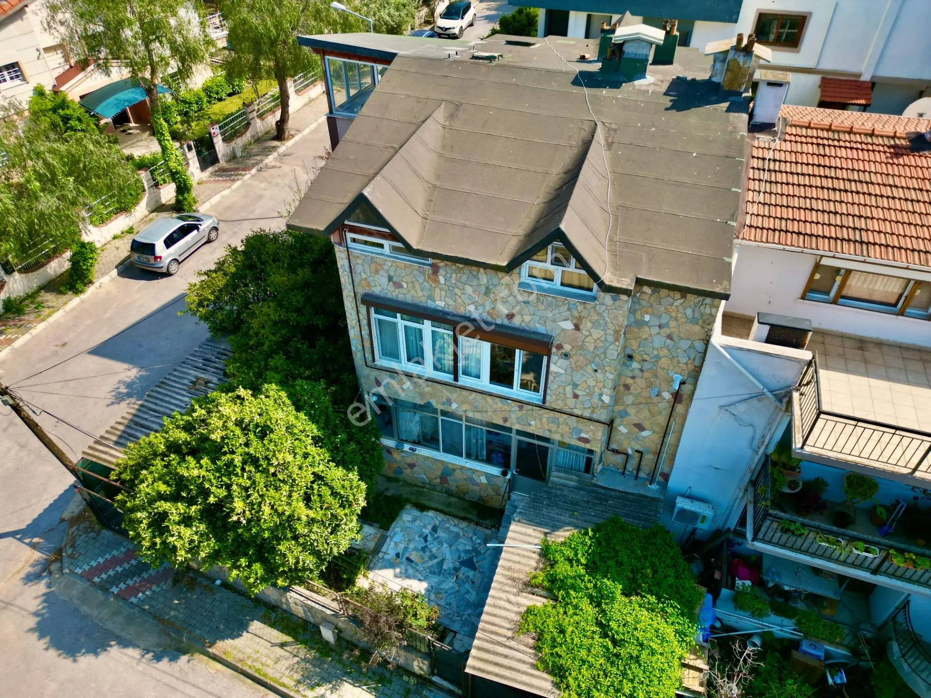 Limanreiste Köşe Konumda Komple Bina - Görsel 4