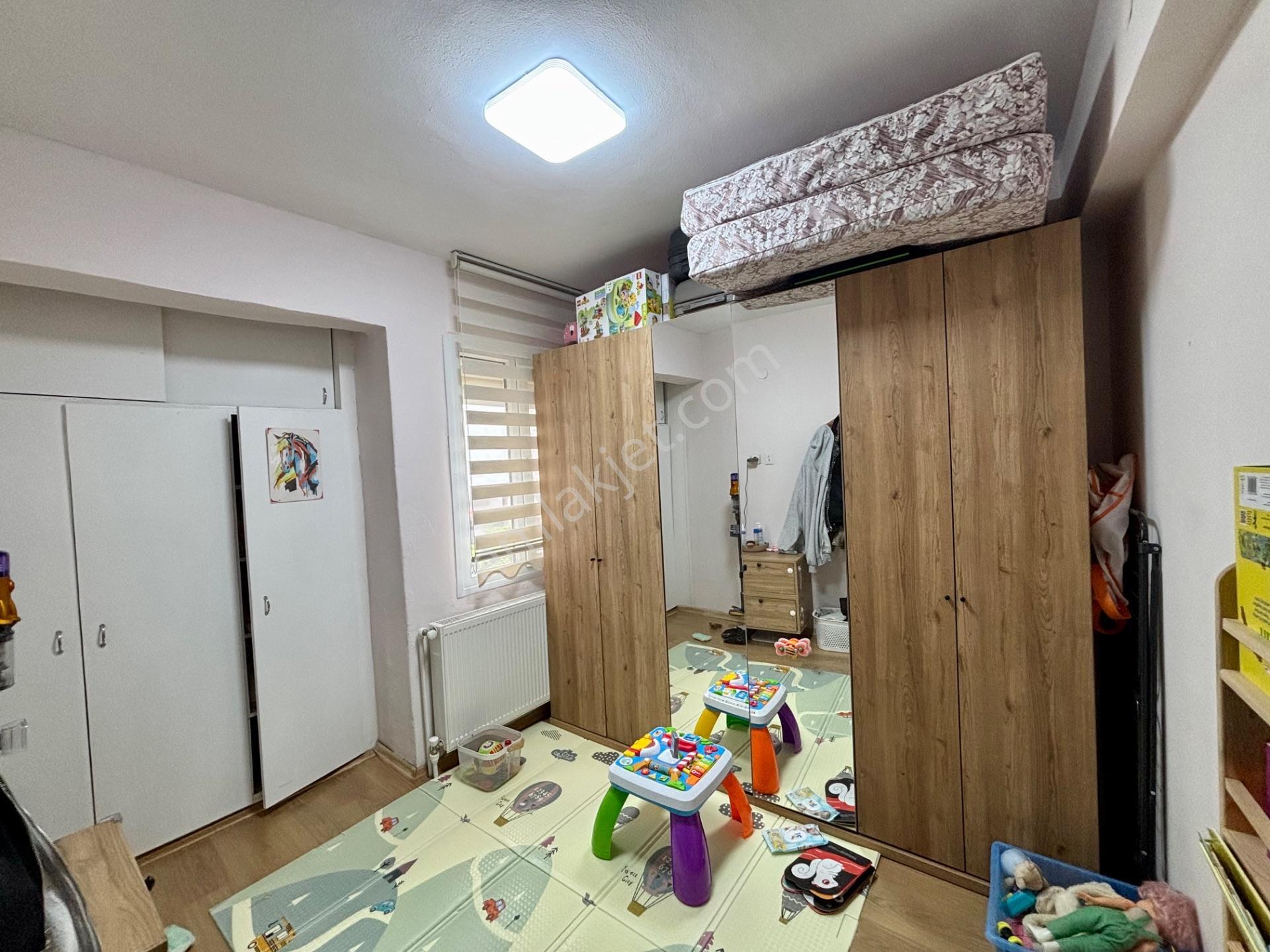 Limanreiste Köşe Konumda Komple Bina - Görsel 12