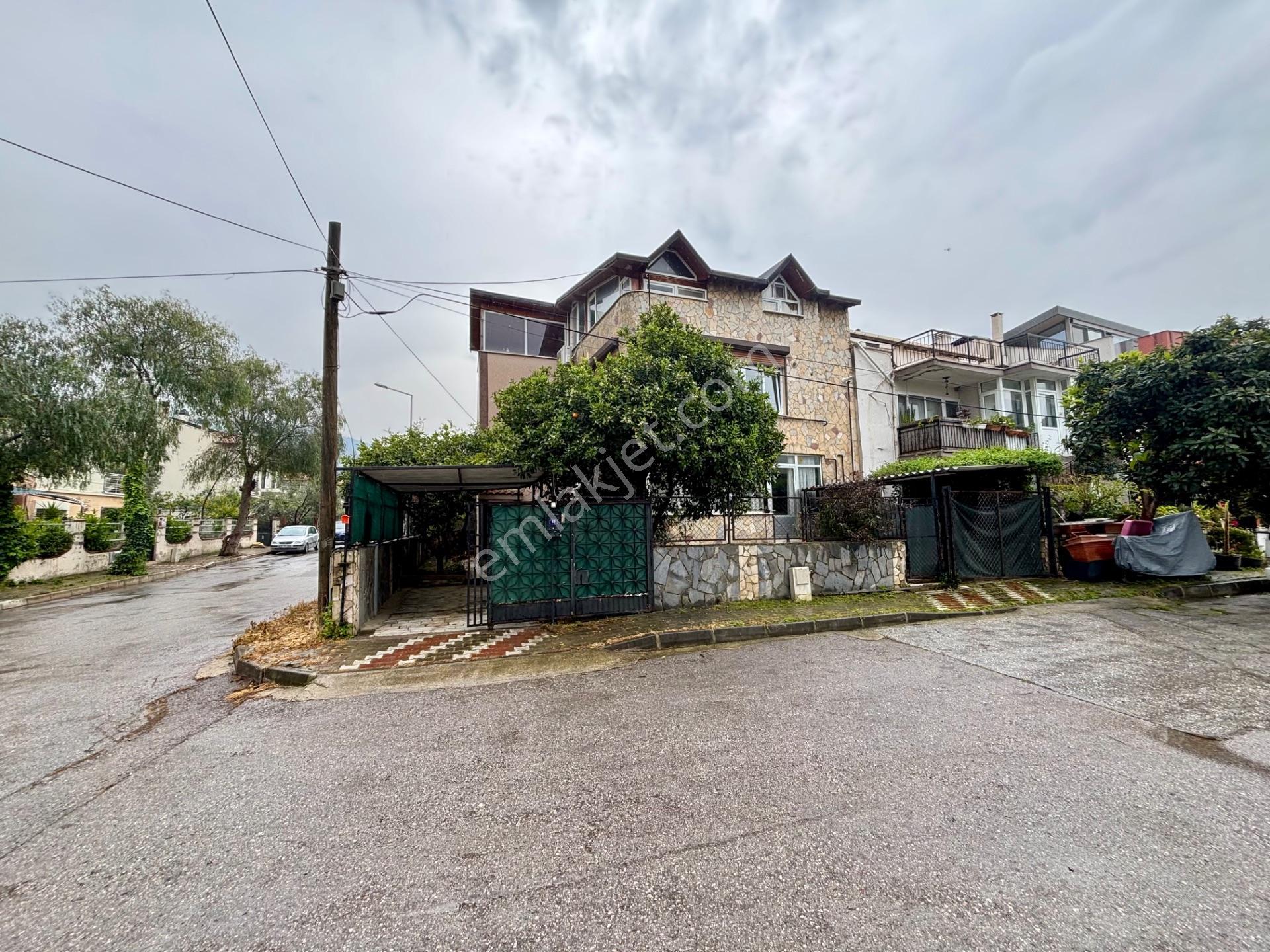 Limanreiste Köşe Konumda Komple Bina - Görsel 16
