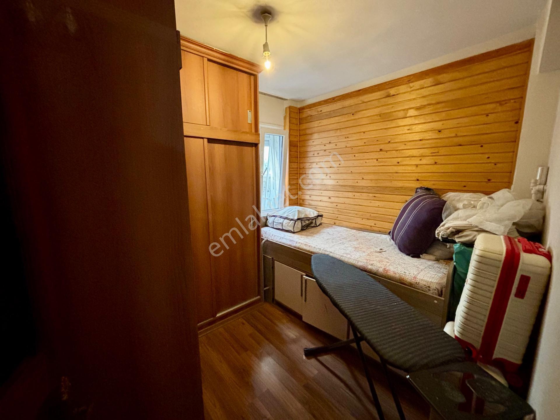 Limanreiste Köşe Konumda Komple Bina - Görsel 22
