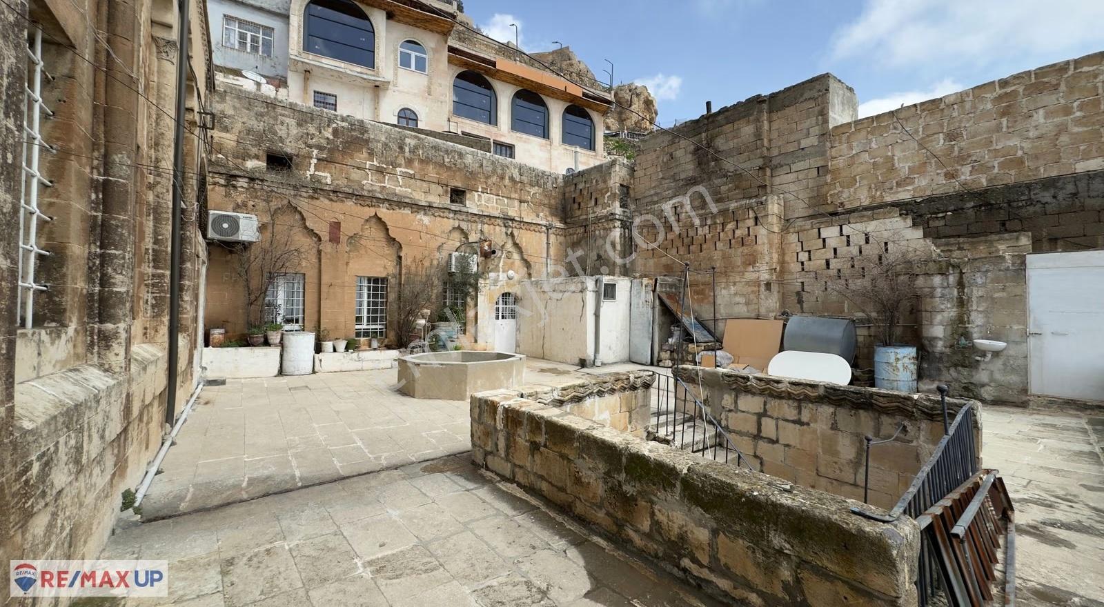 Mardin Artukluda Mezopotamya Manzaralı Satılık Tarihi Taş Konak - Görsel 9