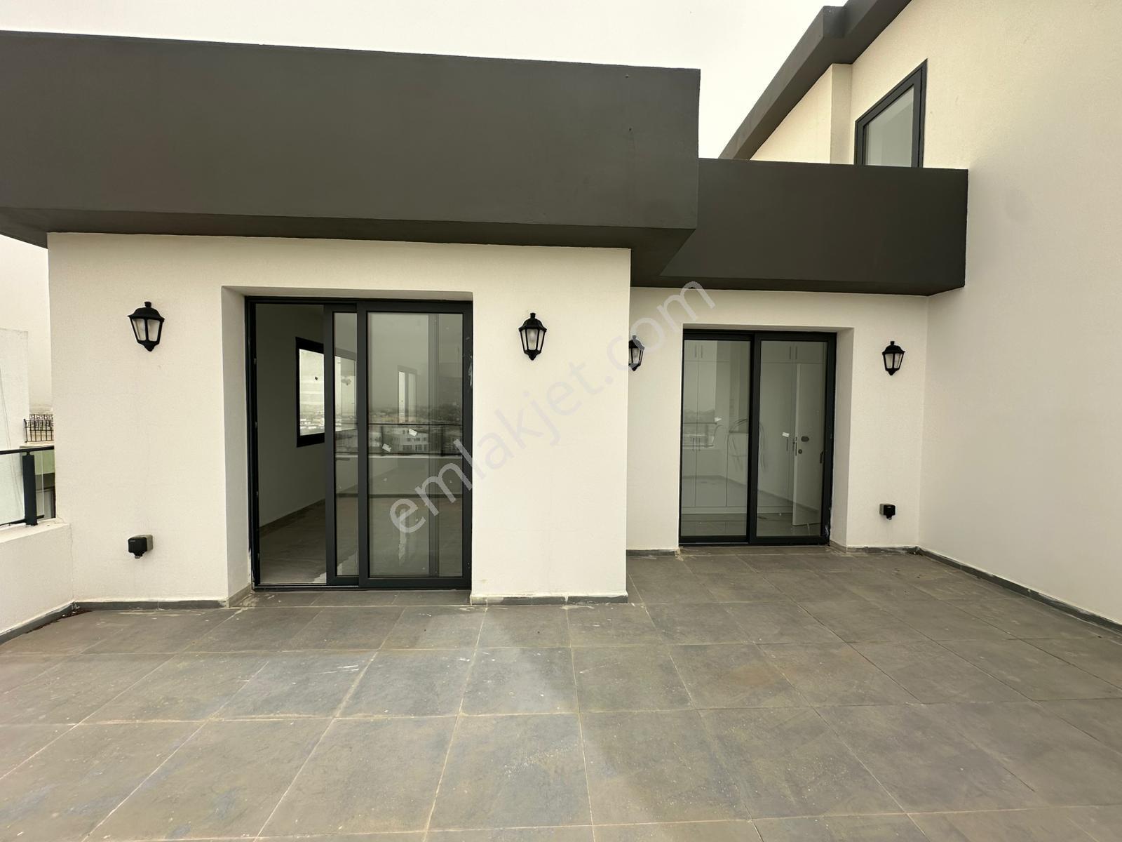 Satılık 1+1 Penthouse Yeni Boğaziçi Merkezi - Görsel 22