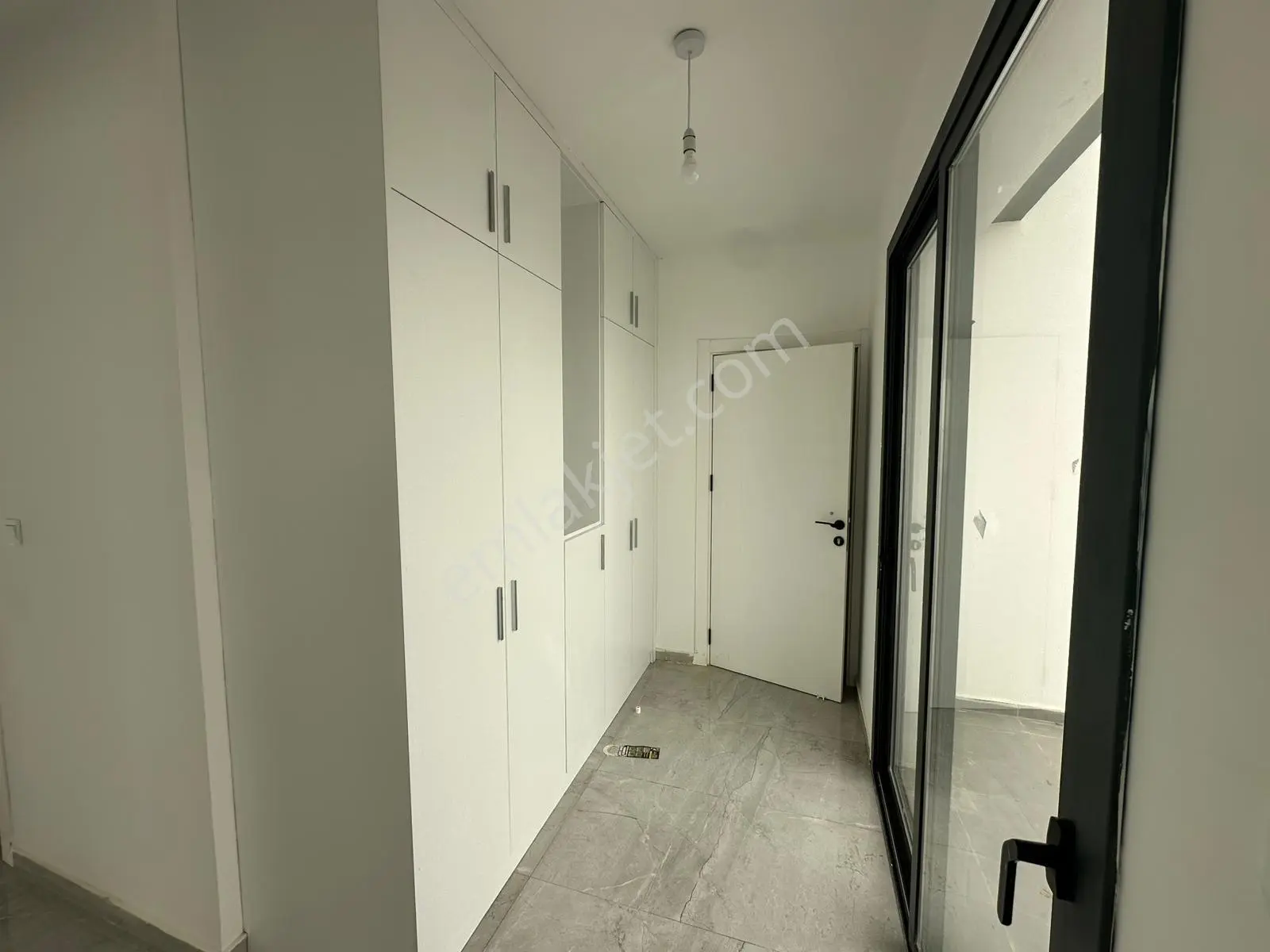 Satılık 1+1 Penthouse Yeni Boğaziçi Merkezi - Görsel 3