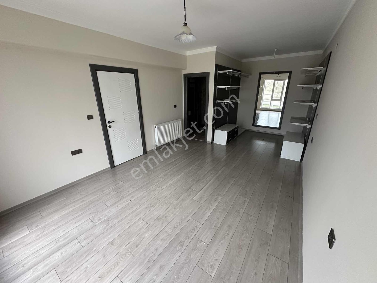 Törekent Şehri Yaren Konutlarında 4+1 Kiralık Cam Balkonlu Daire - Görsel 20