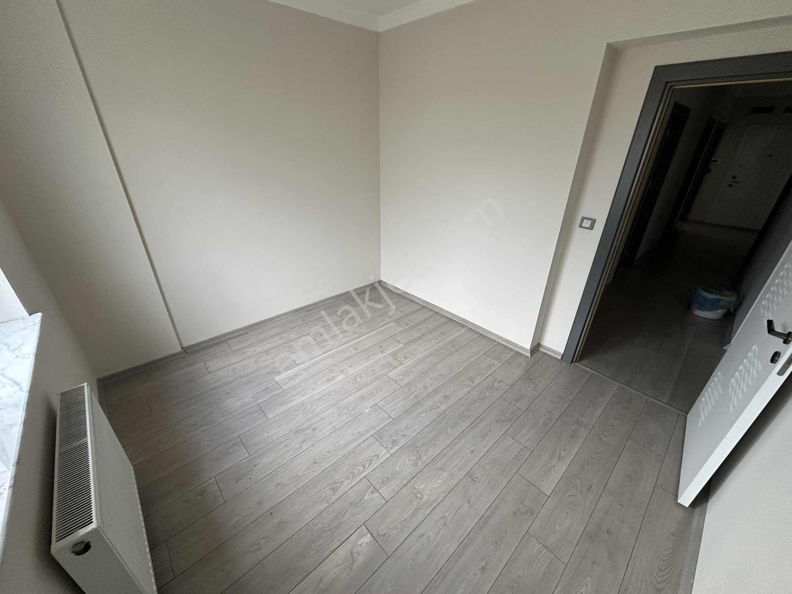 Törekent Şehri Yaren Konutlarında 4+1 Kiralık Cam Balkonlu Daire - Görsel 9