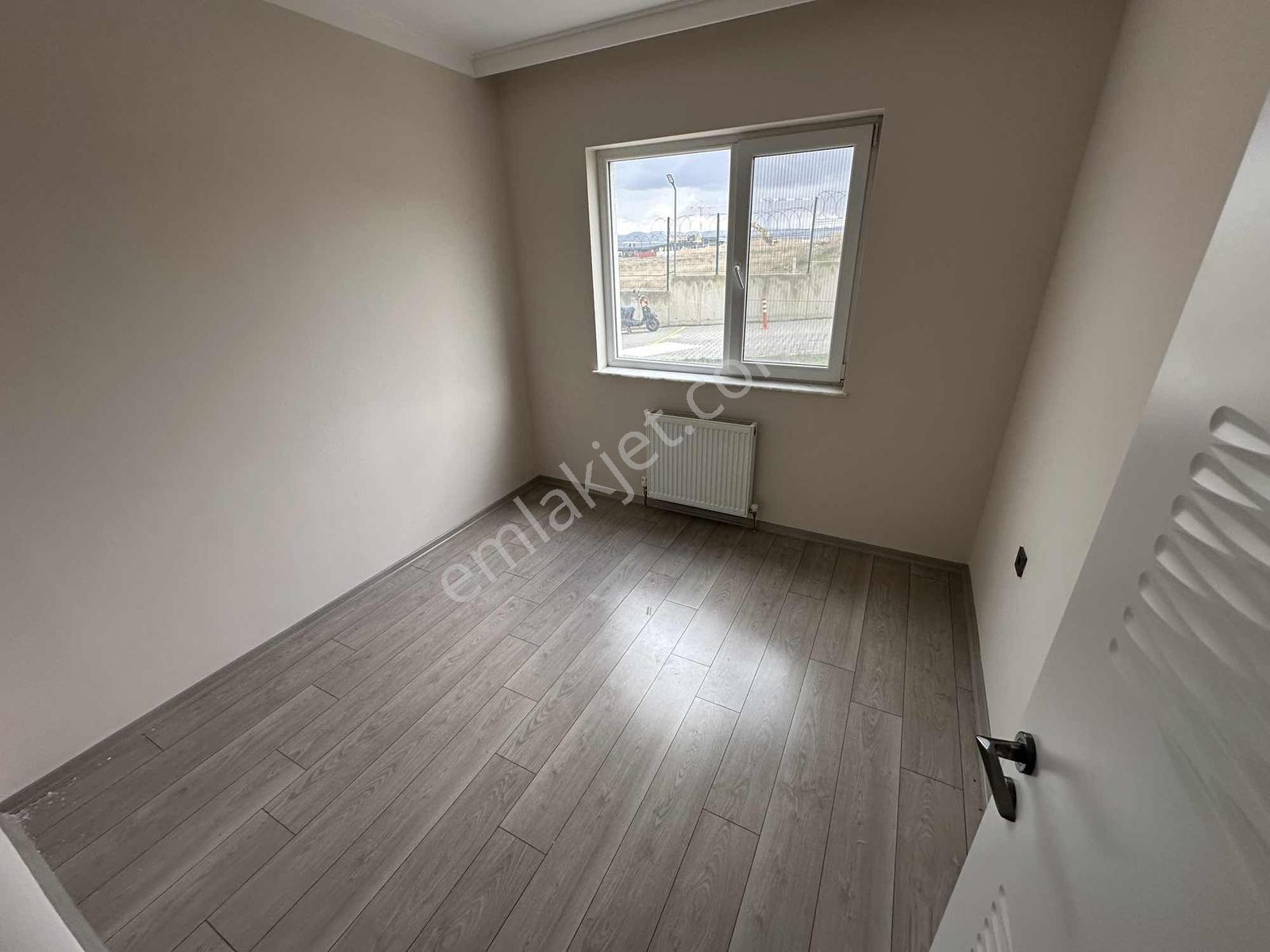 Törekent Şehri Yaren Konutlarında 4+1 Kiralık Cam Balkonlu Daire - Görsel 28