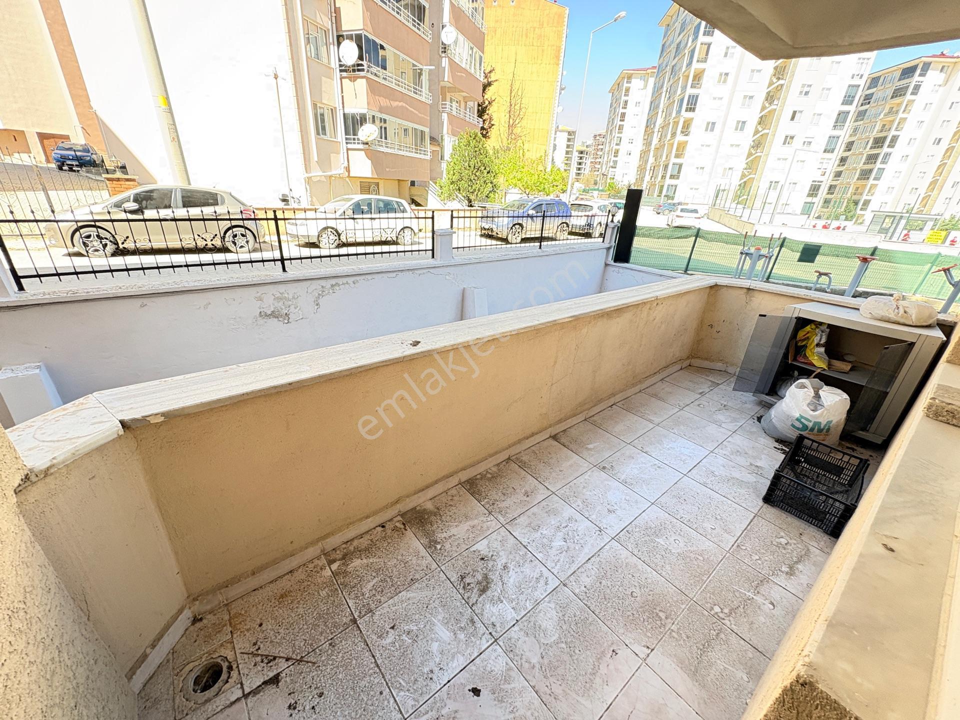 Marmara' Dan Fatih' Te Site İçerisinde 3+1 Kiralık Daire - Görsel 23