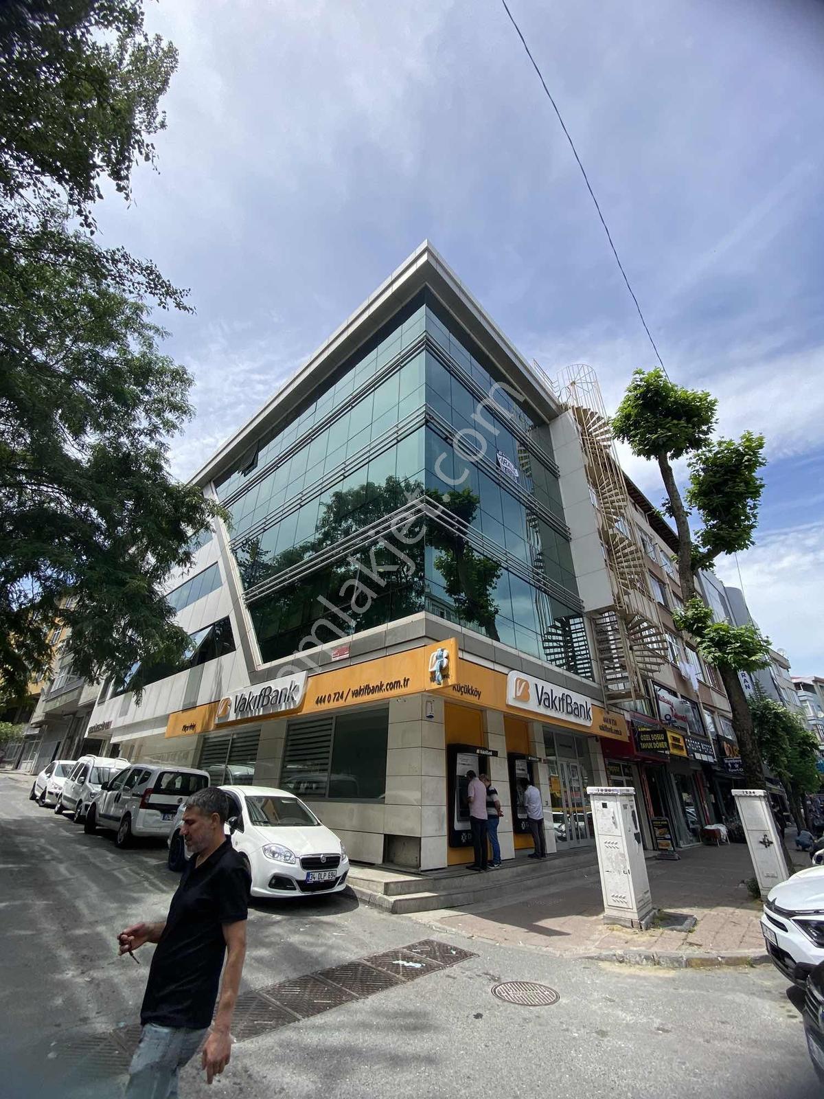 G.osmanpaşa Küçükköyde 240m2 Kiralık Ofis Katları - Görsel 11