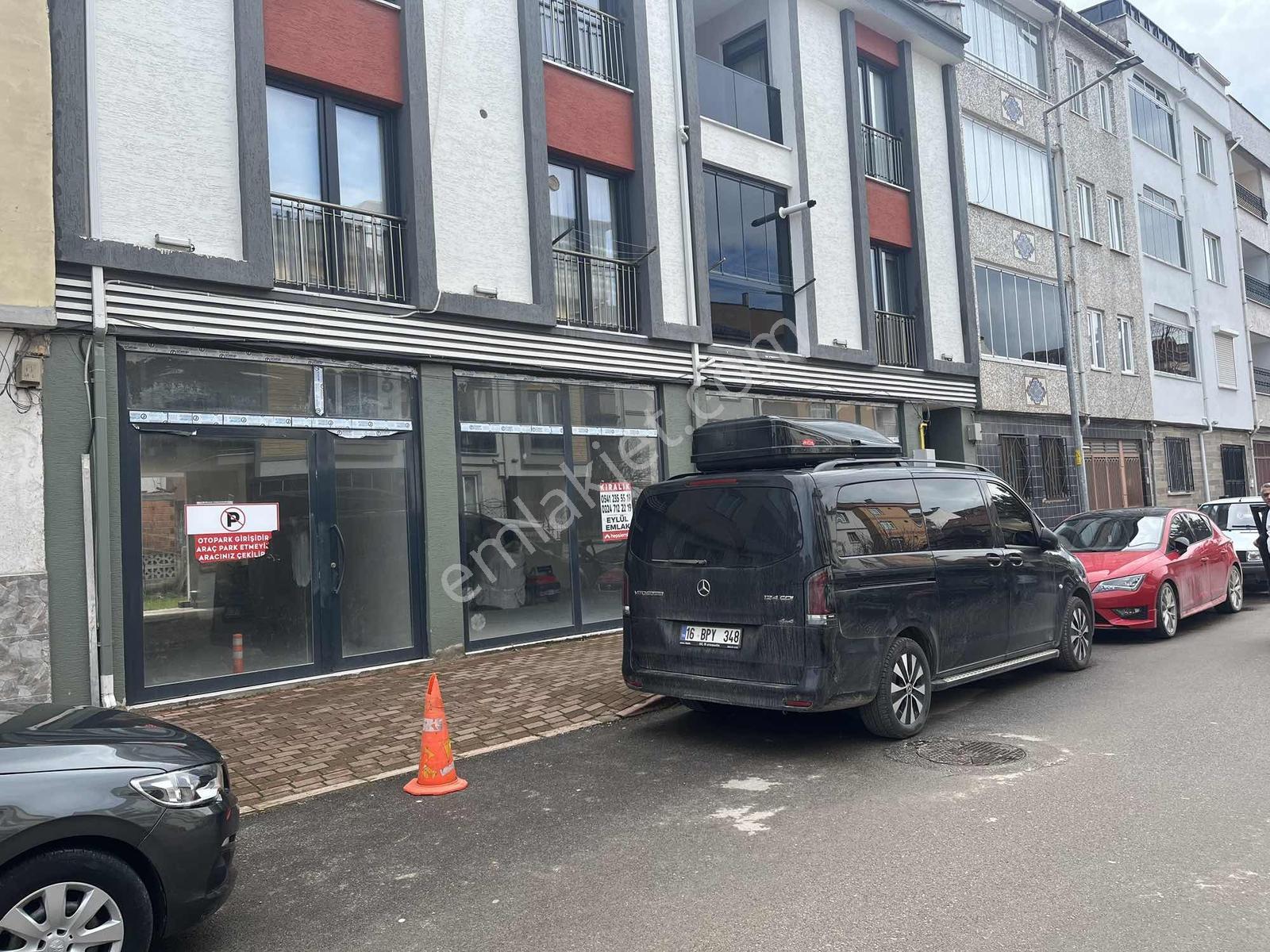 İşlek Caddede Kiralık Dükkan - Görsel 9