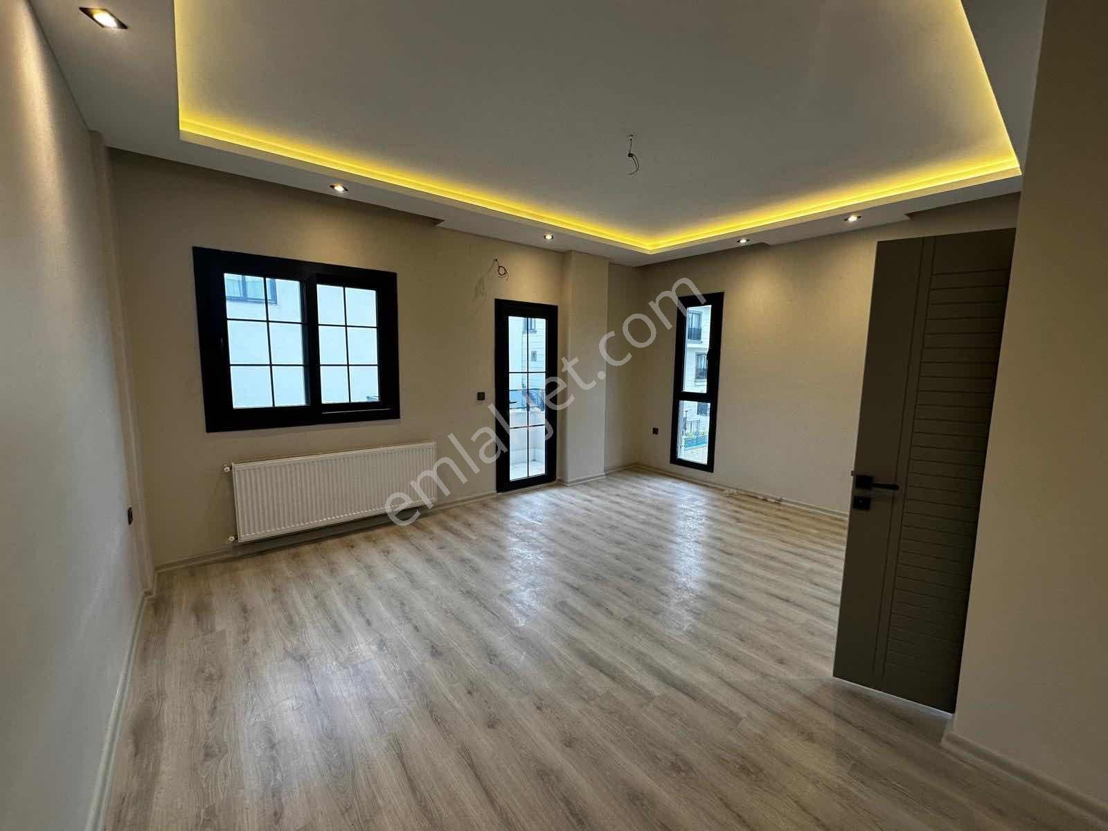 Adana Çınarlı,da 4+1 Villa Bulvara 2. Parsel Triplex - Görsel 9