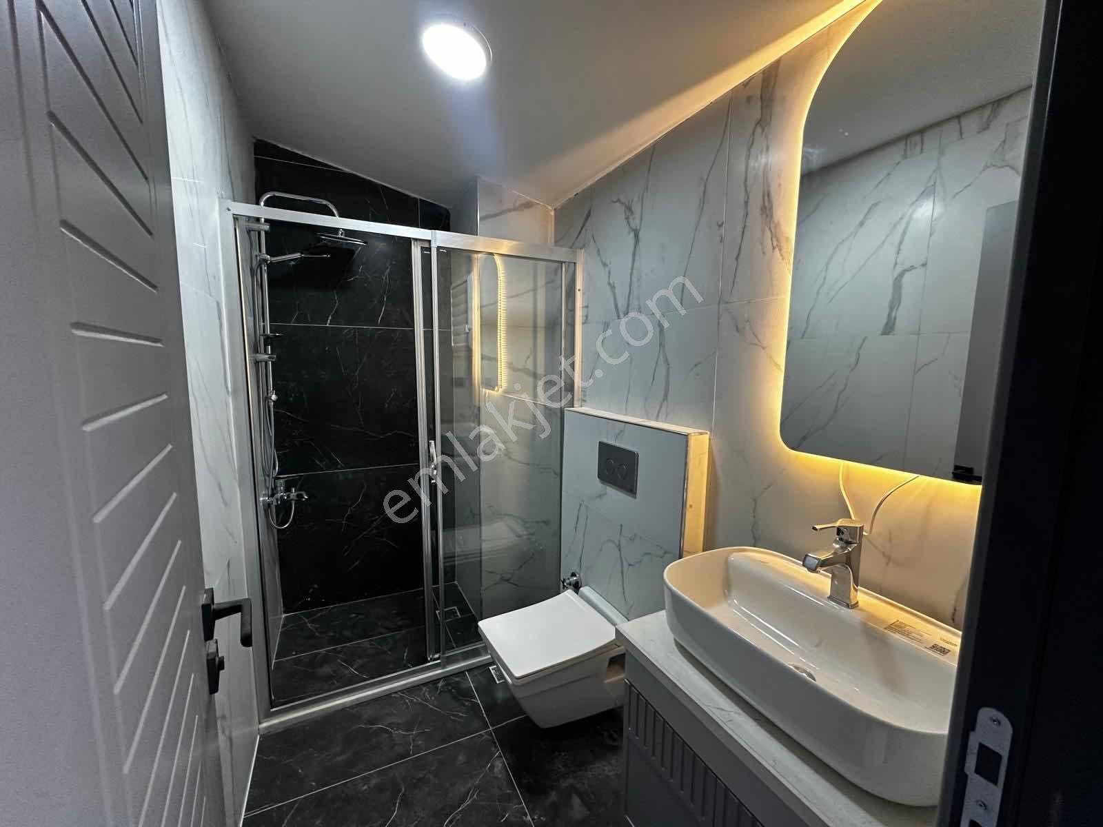 Adana Çınarlı,da 4+1 Villa Bulvara 2. Parsel Triplex - Görsel 7