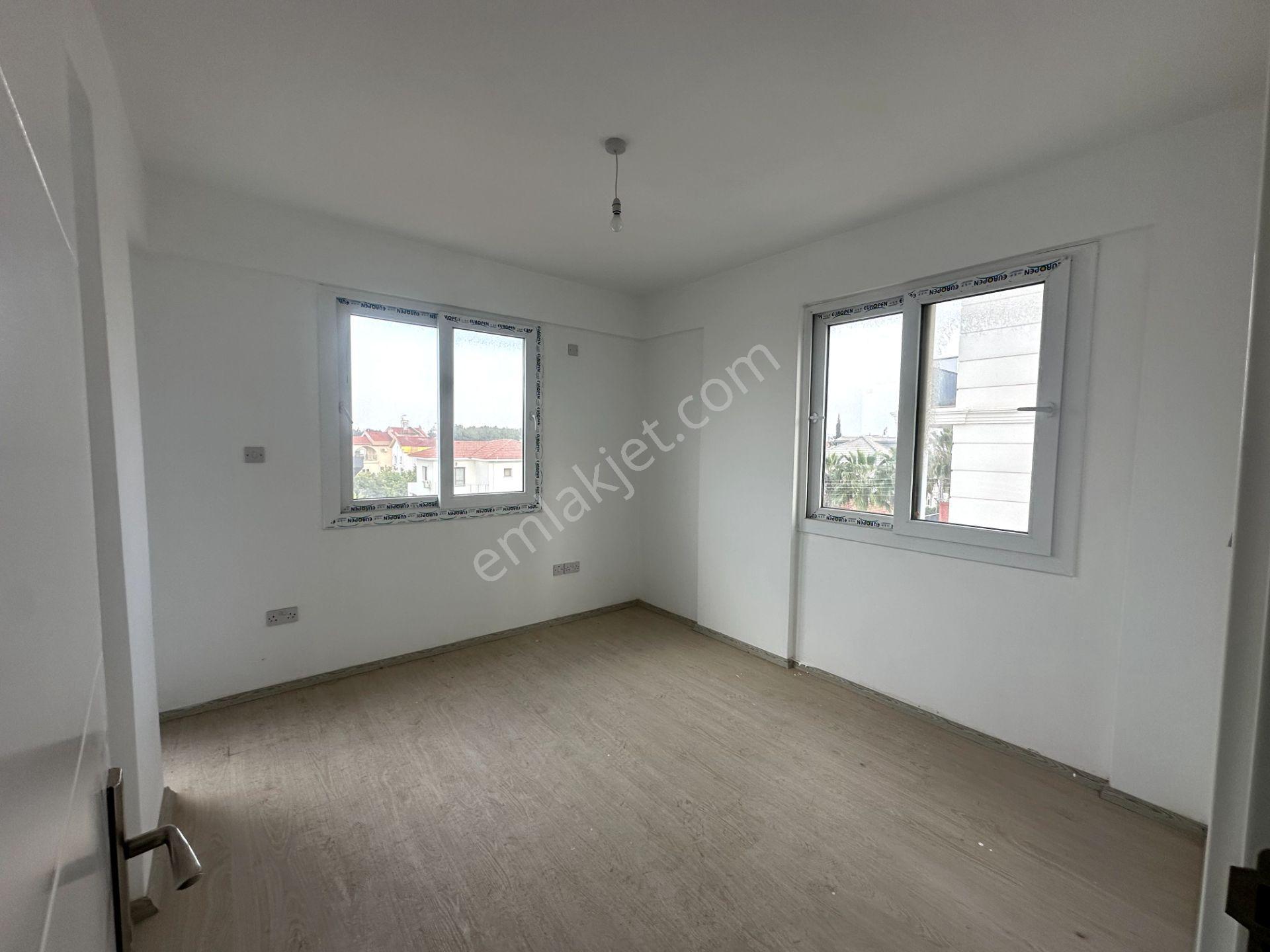 Yeniboğaziçinde Satılık 2+1 Boş Daire | Park Yanı | Uygun Fiyat - Görsel 10