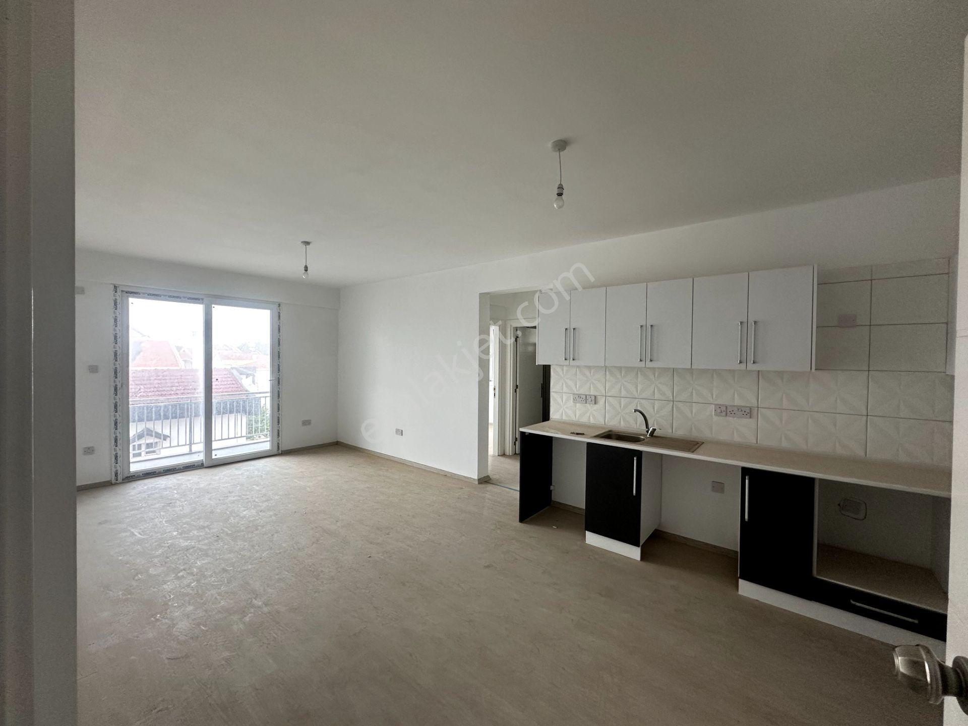 Yeniboğaziçinde Satılık 2+1 Boş Daire | Park Yanı | Uygun Fiyat