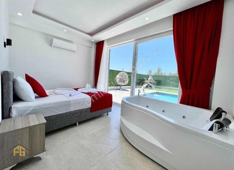 Fethiye Çatalarık Mah. Müstakil Havuzlu 2+1 Kiralık Villa - Görsel 9