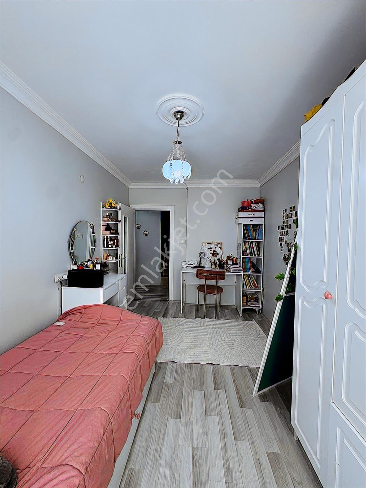 İnegöl Süleymaniyede Satılık 4+1 Dublex Daire - Görsel 7