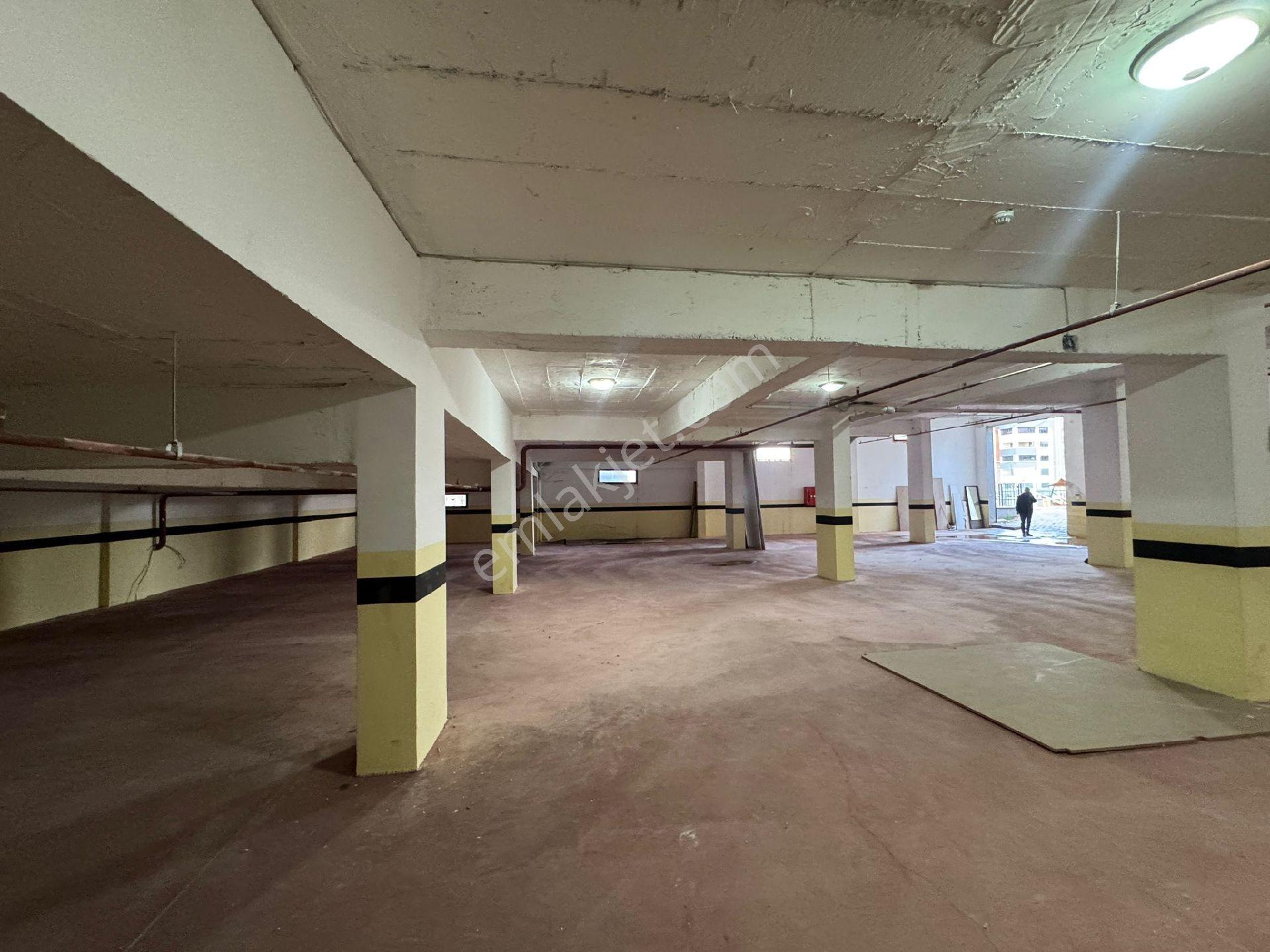 Hanedan Gyo'dan Cadde Üzeri 450m2 Garaj - Görsel 4