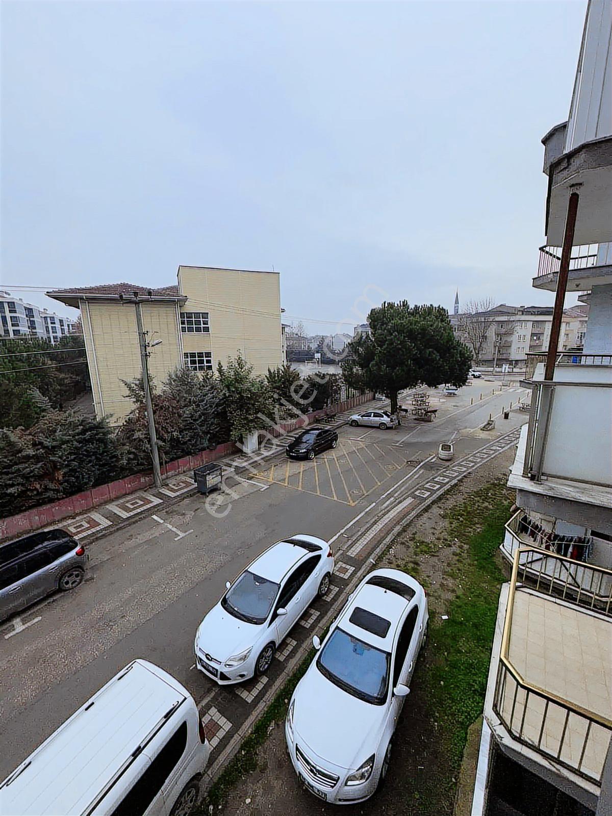 İnegöl Süleymaniye Mah'de Satılık Geniş 2+1 Daire - Görsel 5