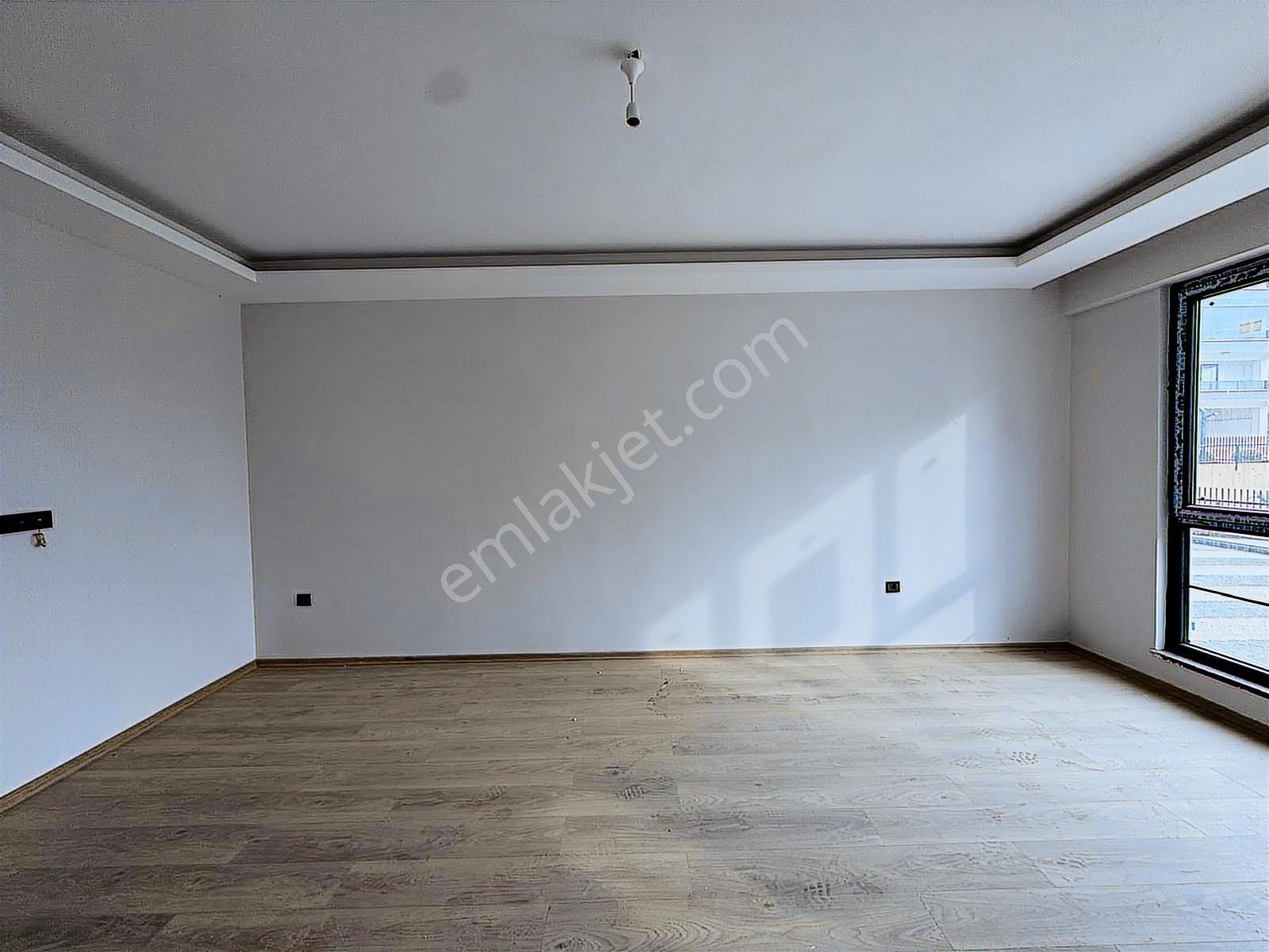 İnegöl Alanyurt Fatih Mah.3+1,150m2,5.kat,site İçi,satılık Daire - Görsel 4