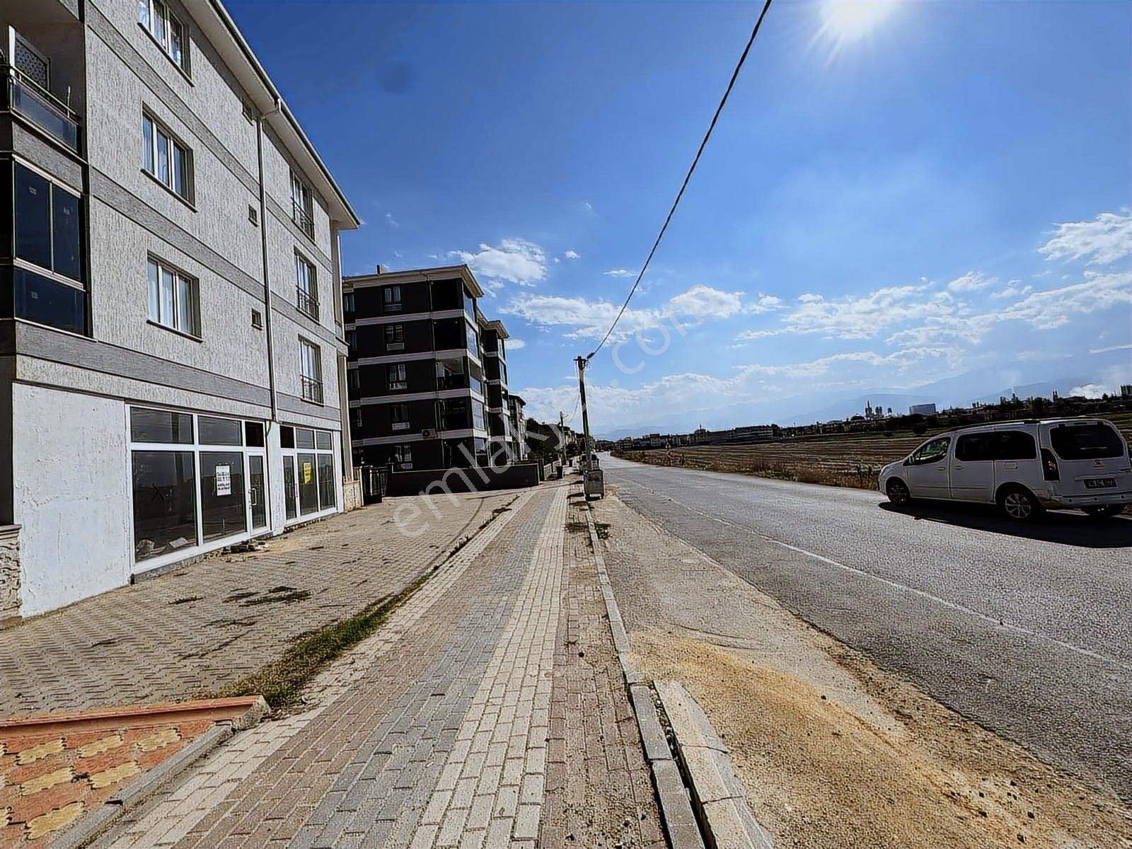 İnegöl Alanyurt Fatih Mah'de, 150m2, Satılık Köşe Başı İş Yeri - Görsel 6