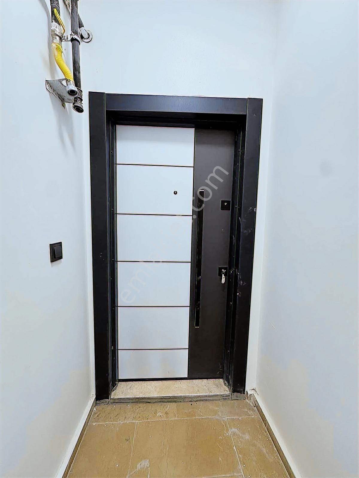 İnegöl Alanyurt Cumhuriyet Mah.3+1,150m2, 3.kat, Satılık Dubleks - Görsel 3