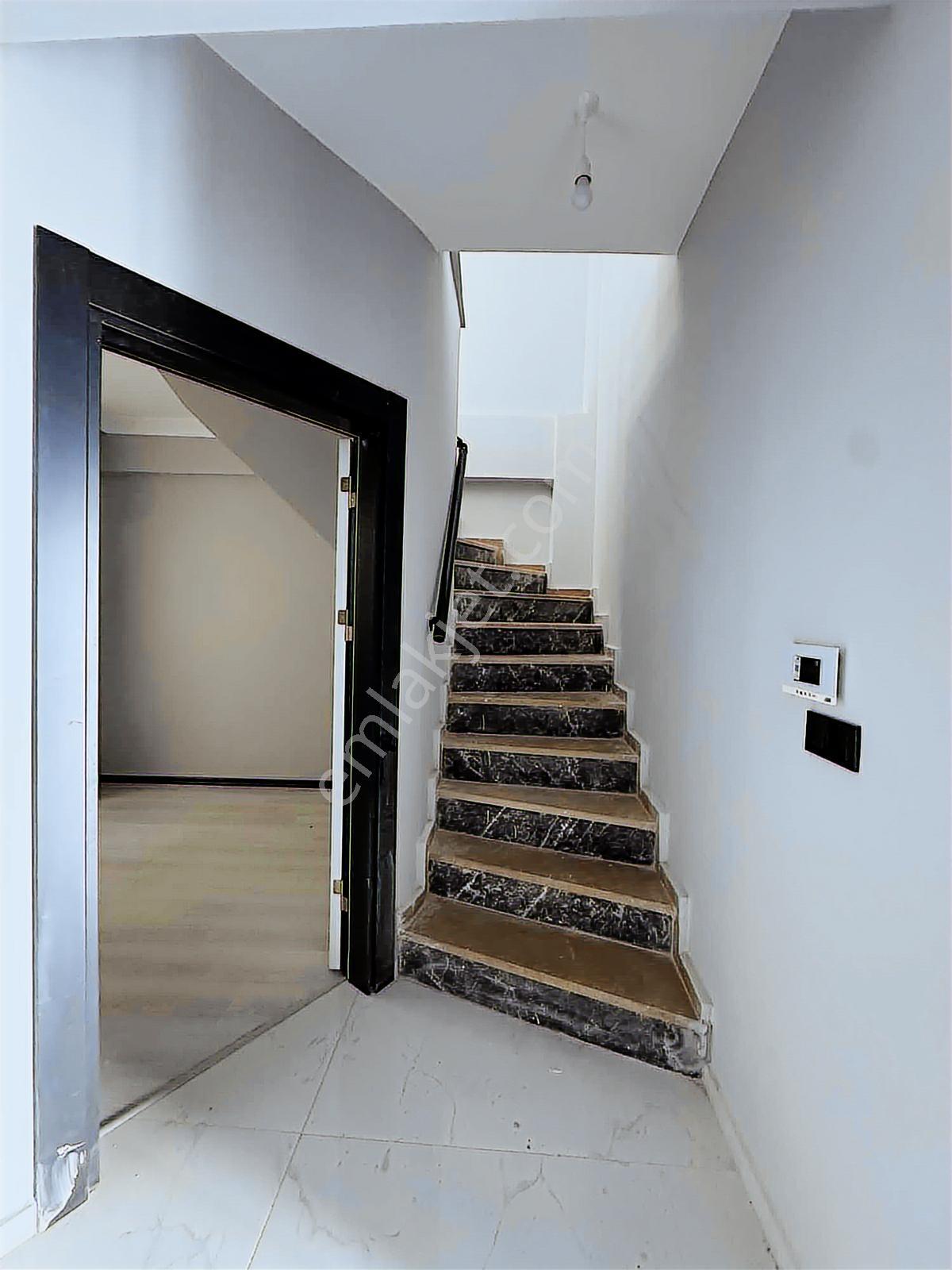 İnegöl Alanyurt Cumhuriyet Mah.3+1,150m2, 3.kat, Satılık Dubleks - Görsel 23