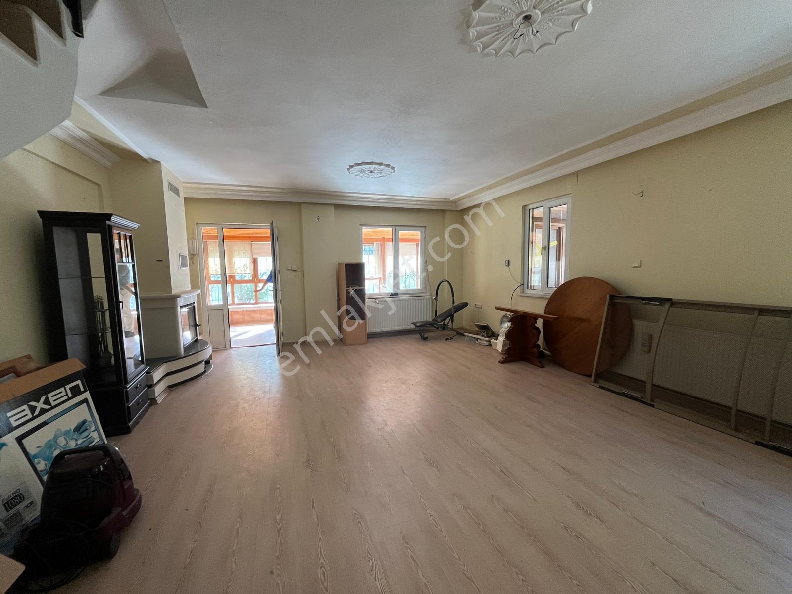 Edremit Avcılaraltı'nda Denize 100 Metre Satılık Villa - Görsel 29