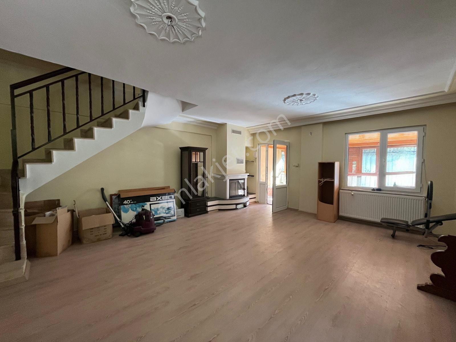 Edremit Avcılaraltı'nda Denize 100 Metre Satılık Villa - Görsel 28