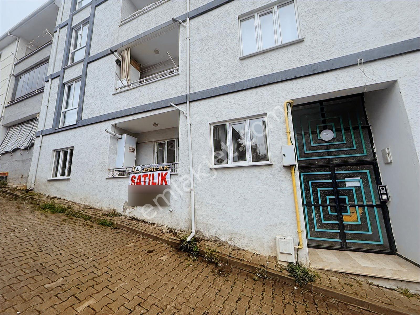 İnegöl Yenıceköy'de Satılık 3 + 1 Gırış Kat Daıre