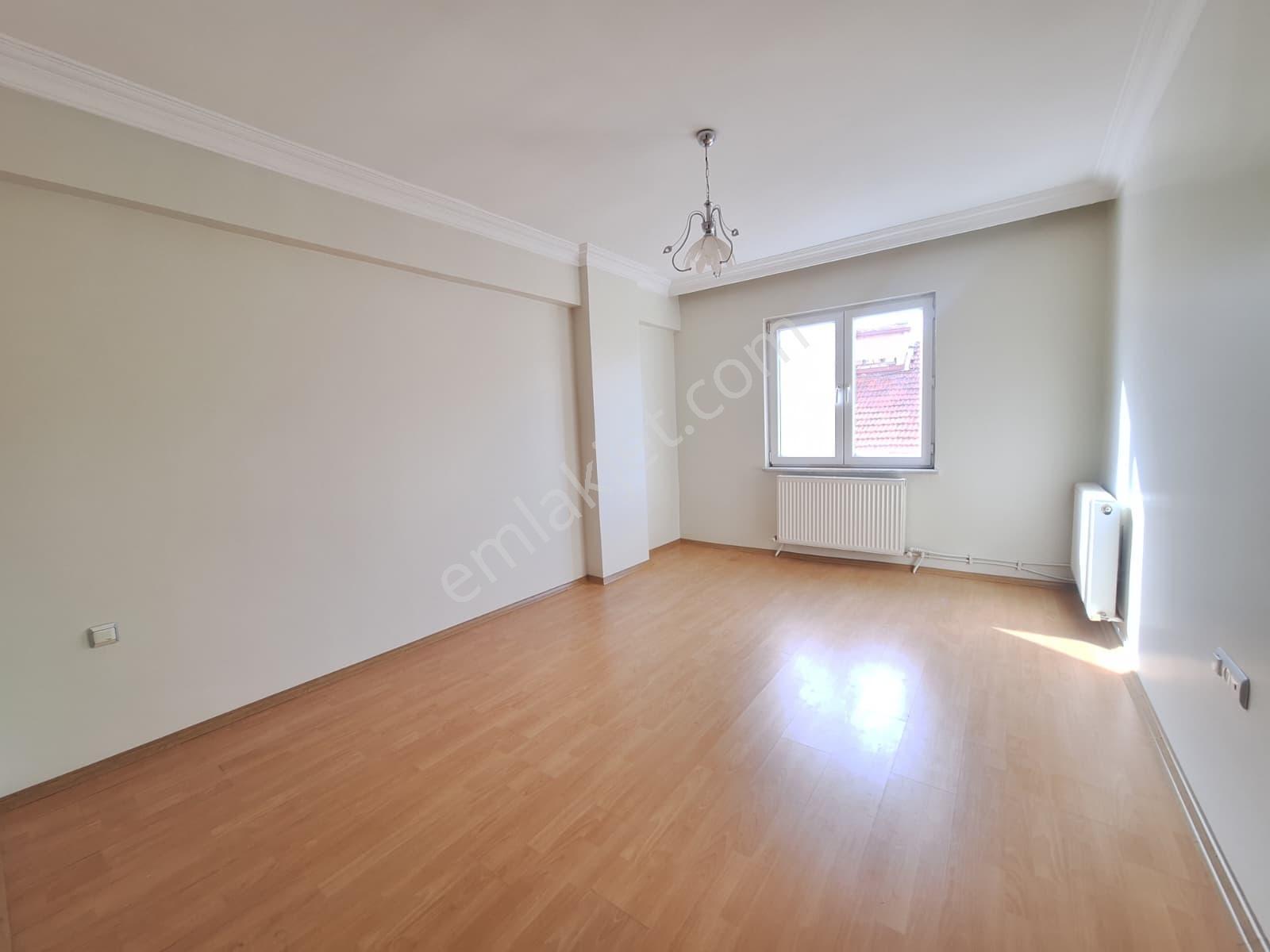 Yaman'dan Bolvadin İmaret Mah. 3+1 Kiralık Daire - Görsel 15