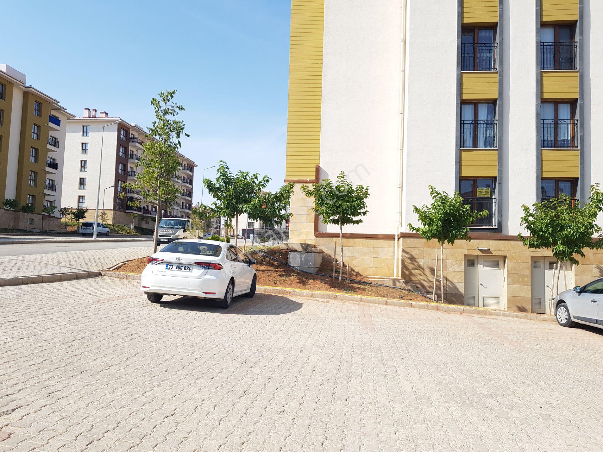 Yemişlik 1.etap Tokide Kiralık 2+1 Yeni Yüksek Giriş Daire - Görsel 24