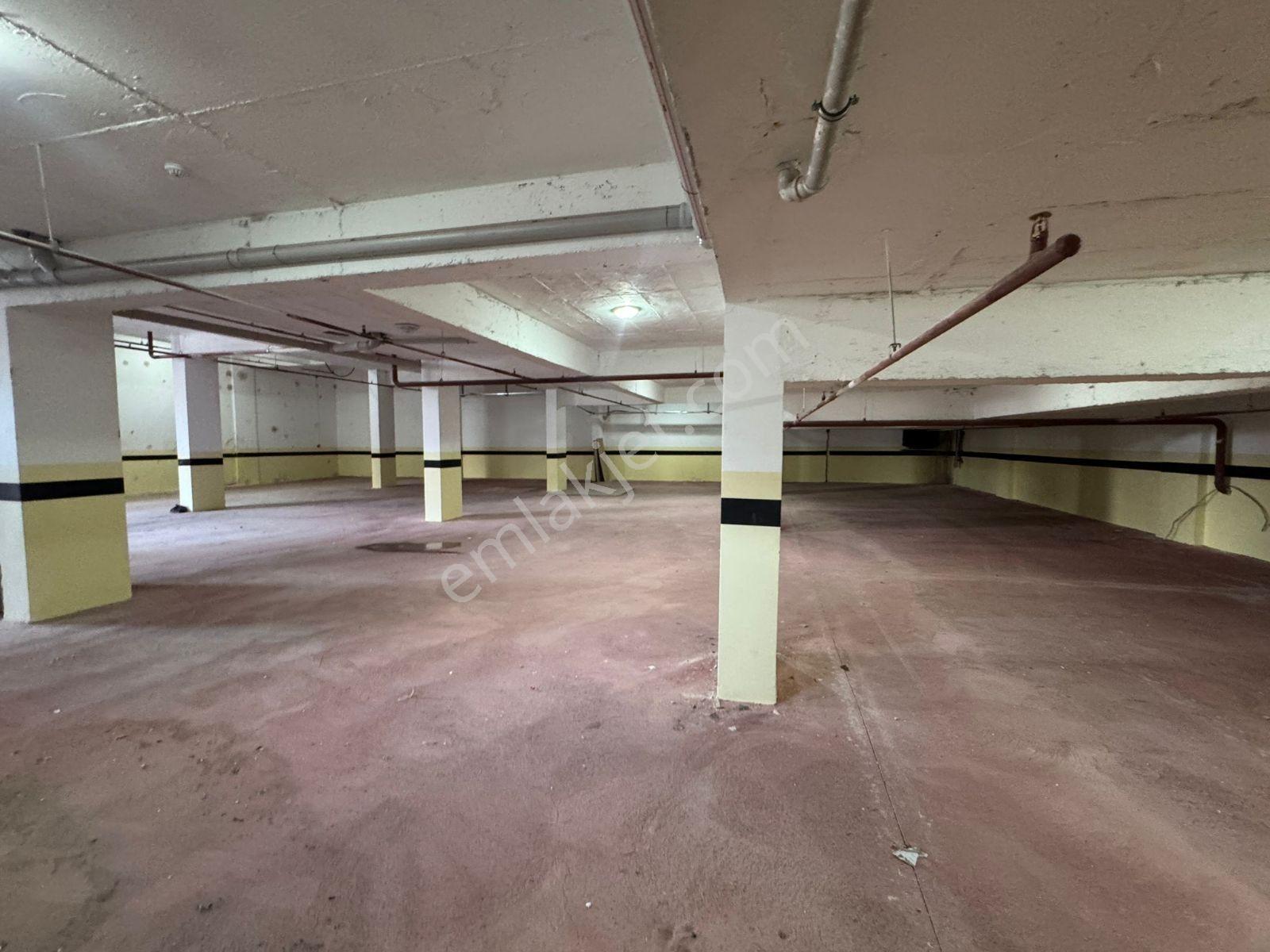 Hanedan Gyo Dan Cadde Üzeri 450m2 Kiralık Depo - Görsel 4