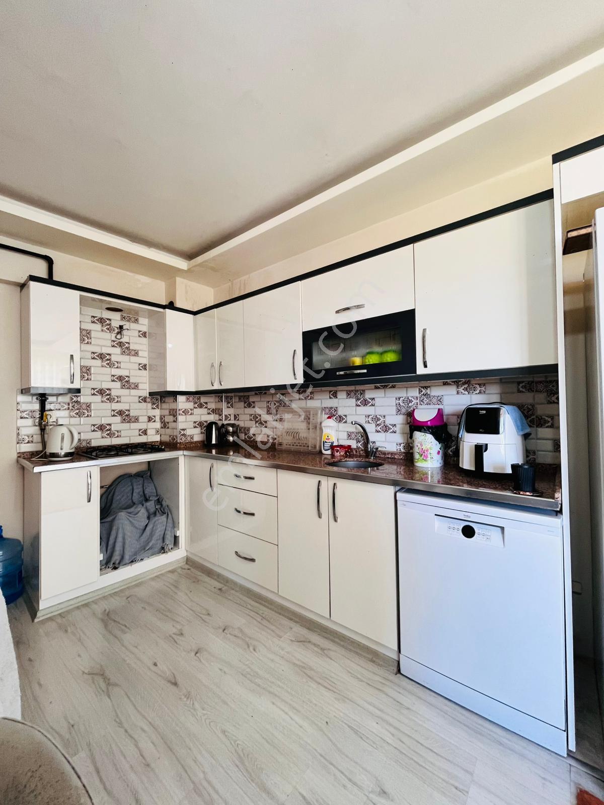 🏡muradiye Mahallesi 🏡 Satılık ✅3+1 120m2 M2 5 Katlının 5katı Full Özelikli Masrafsız Balkonlu - Görsel 12