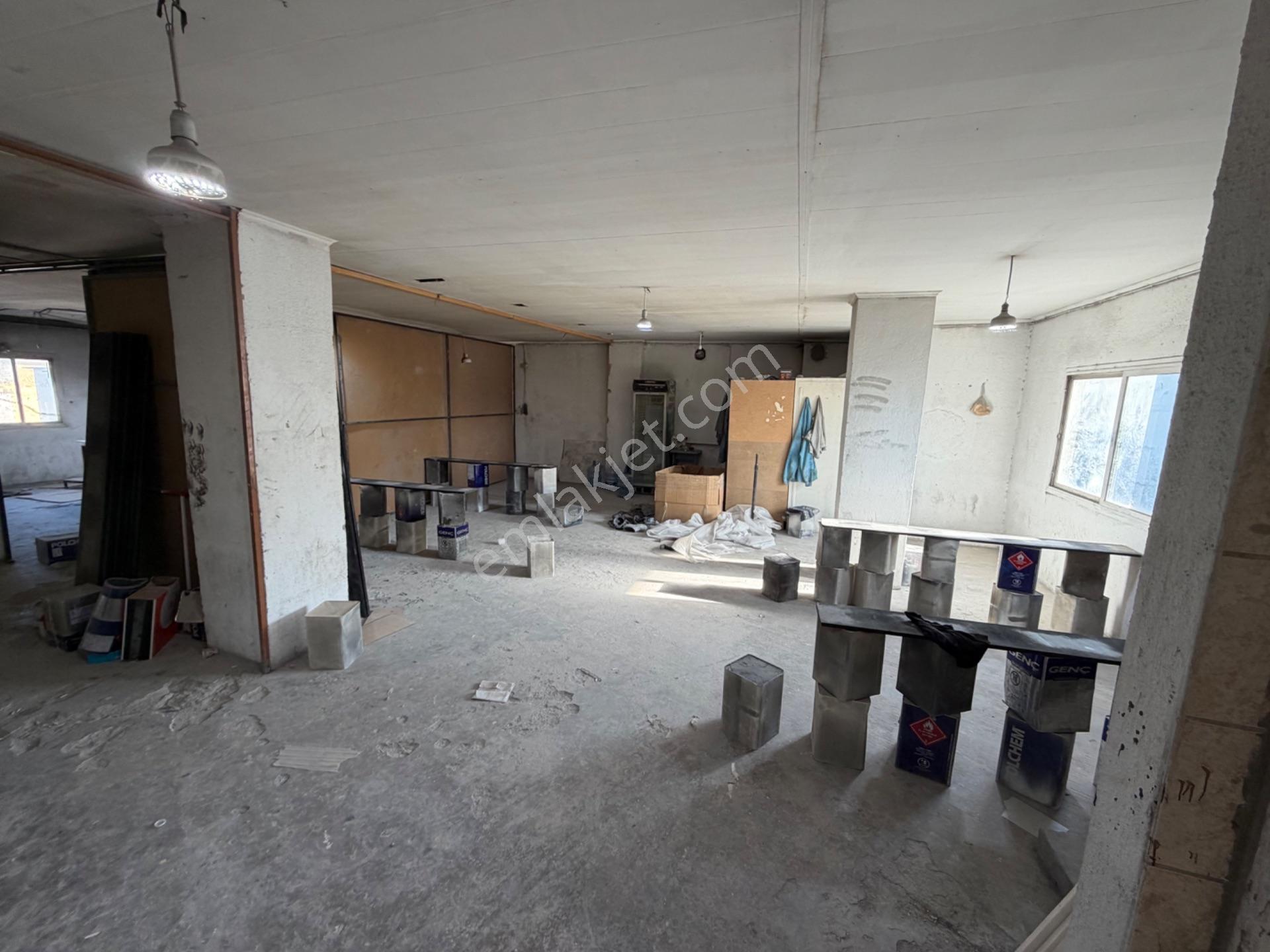 Karabağlarda Kiralık 1.475 M2- 5 Katlı Fabrika Binası - Görsel 10