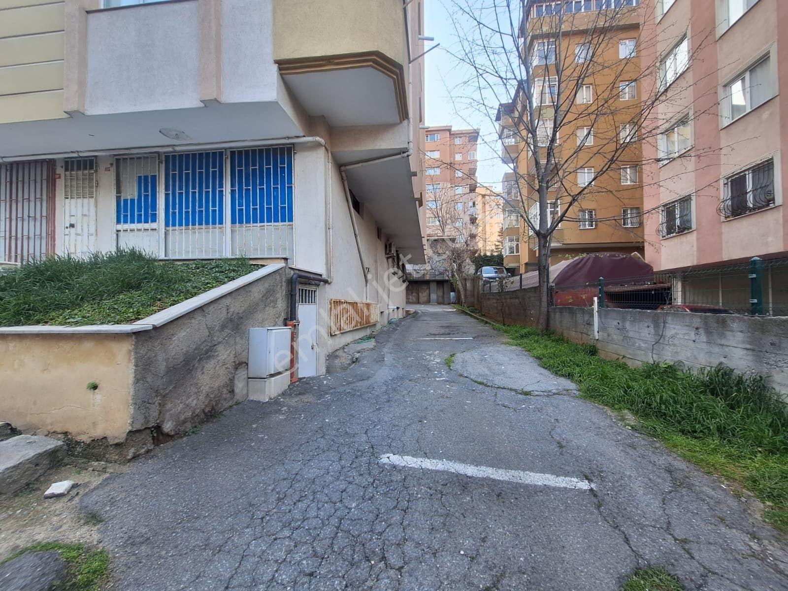 İçerenköy Mahallesi'nde 3+1 Krediye Uygun Fırsat Daire - Görsel 26