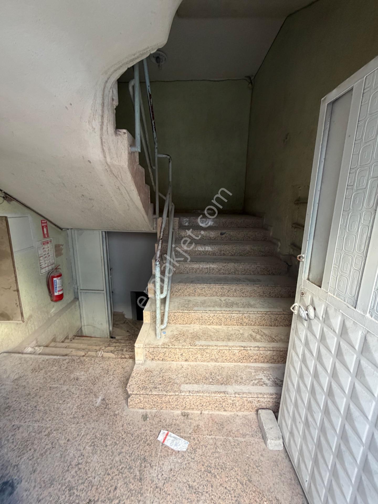 Karabağlarda Satılık 1.475 M2- 5 Katlı Fabrika Binas - Görsel 16