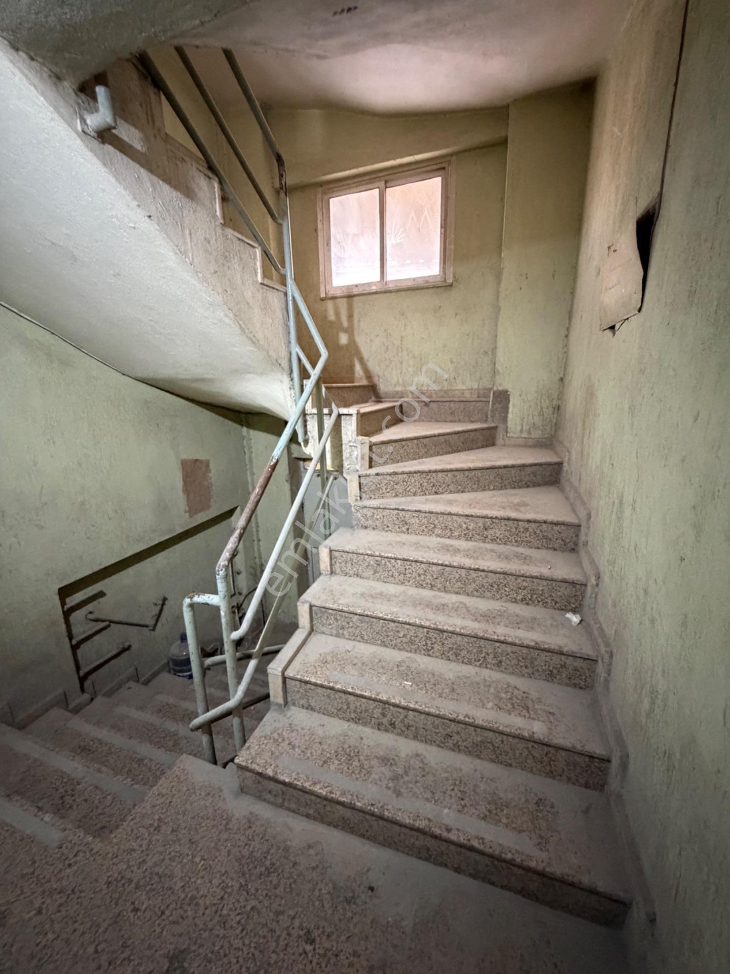 Karabağlarda Satılık 1.475 M2- 5 Katlı Fabrika Binas - Görsel 27