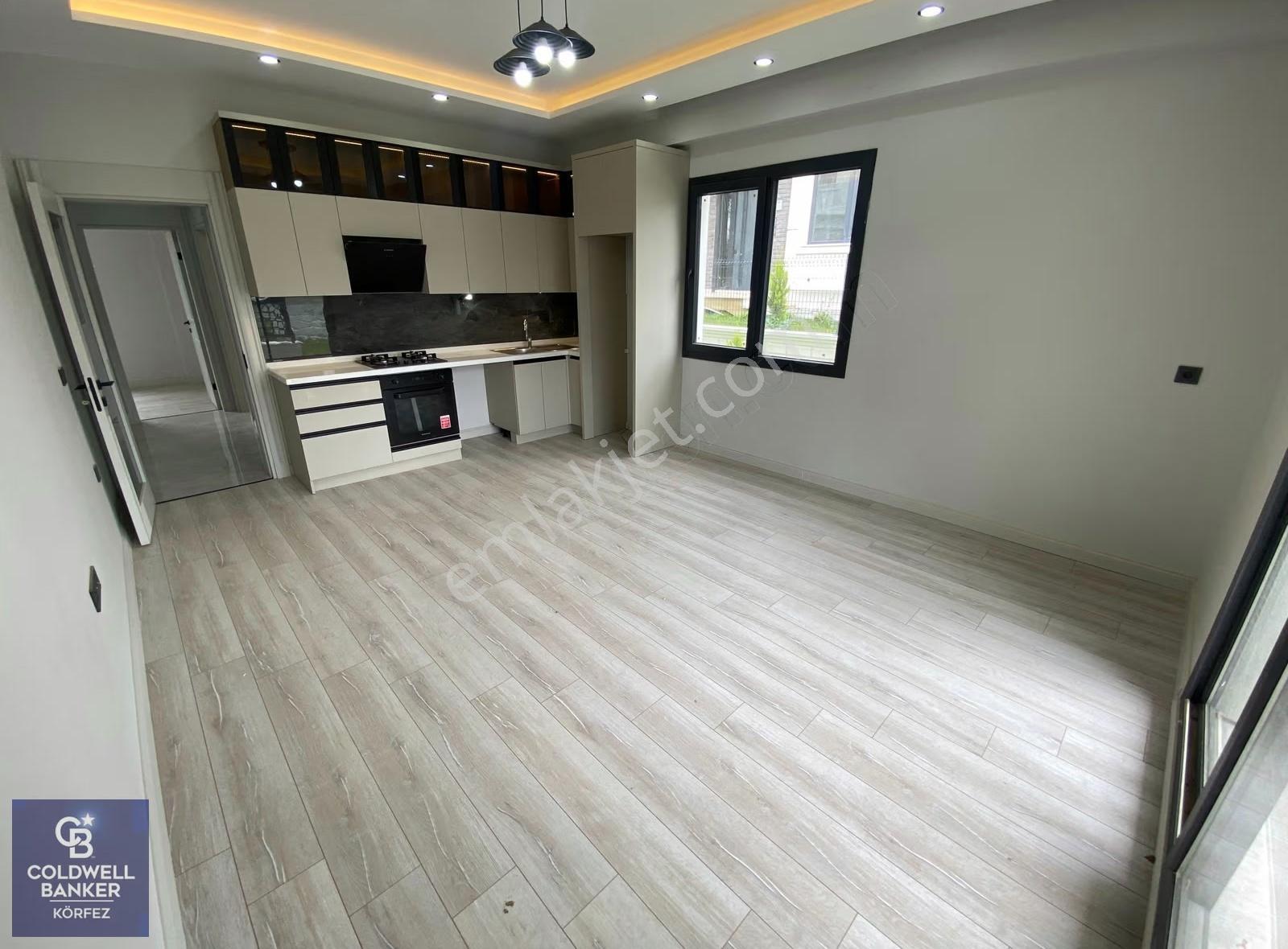 Güre'de Bahçe Kullanımlı Ultra Lüks 2+1 Sıfır Daire