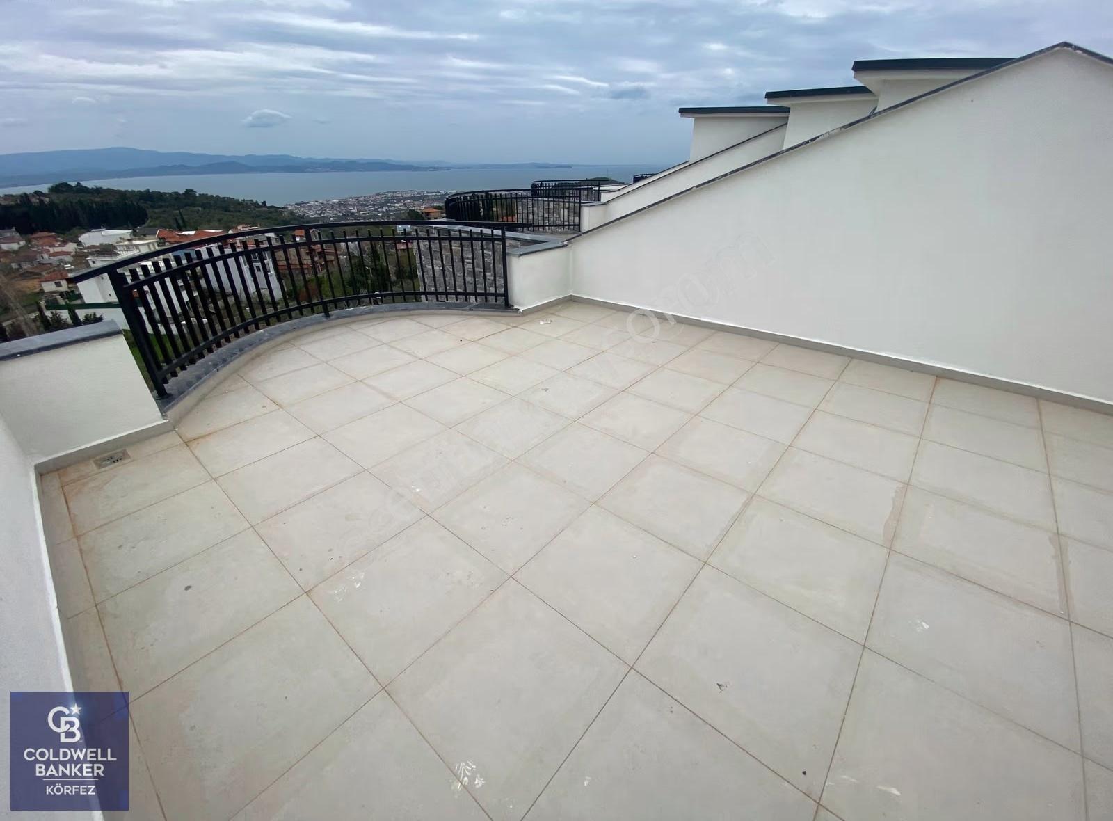 Özel Proje'de Panoramik Deniz Manzaralı 1+1 Teraslı Daire - Görsel 6