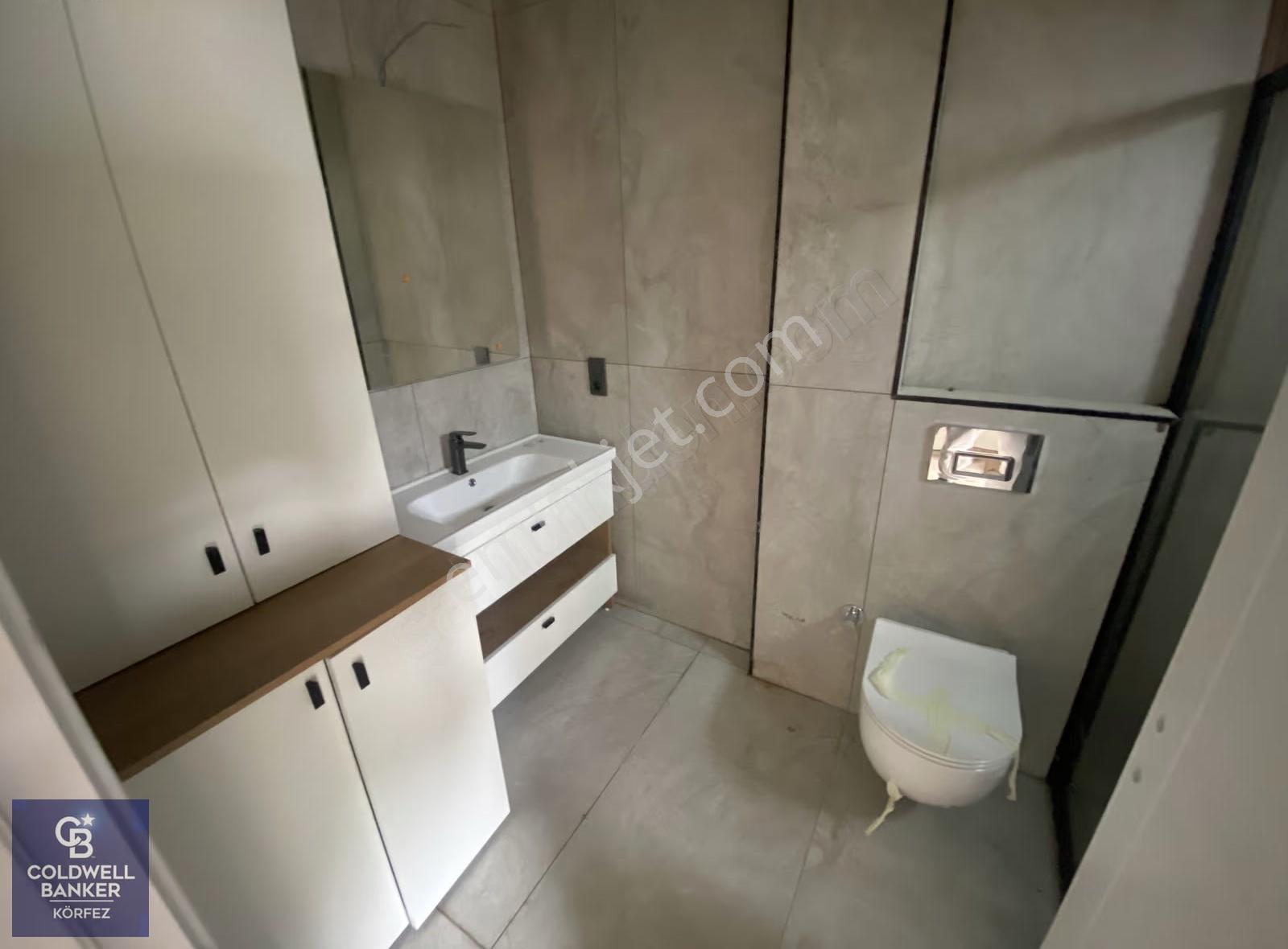 Özel Proje'de Panoramik Deniz Manzaralı 1+1 Teraslı Daire - Görsel 3