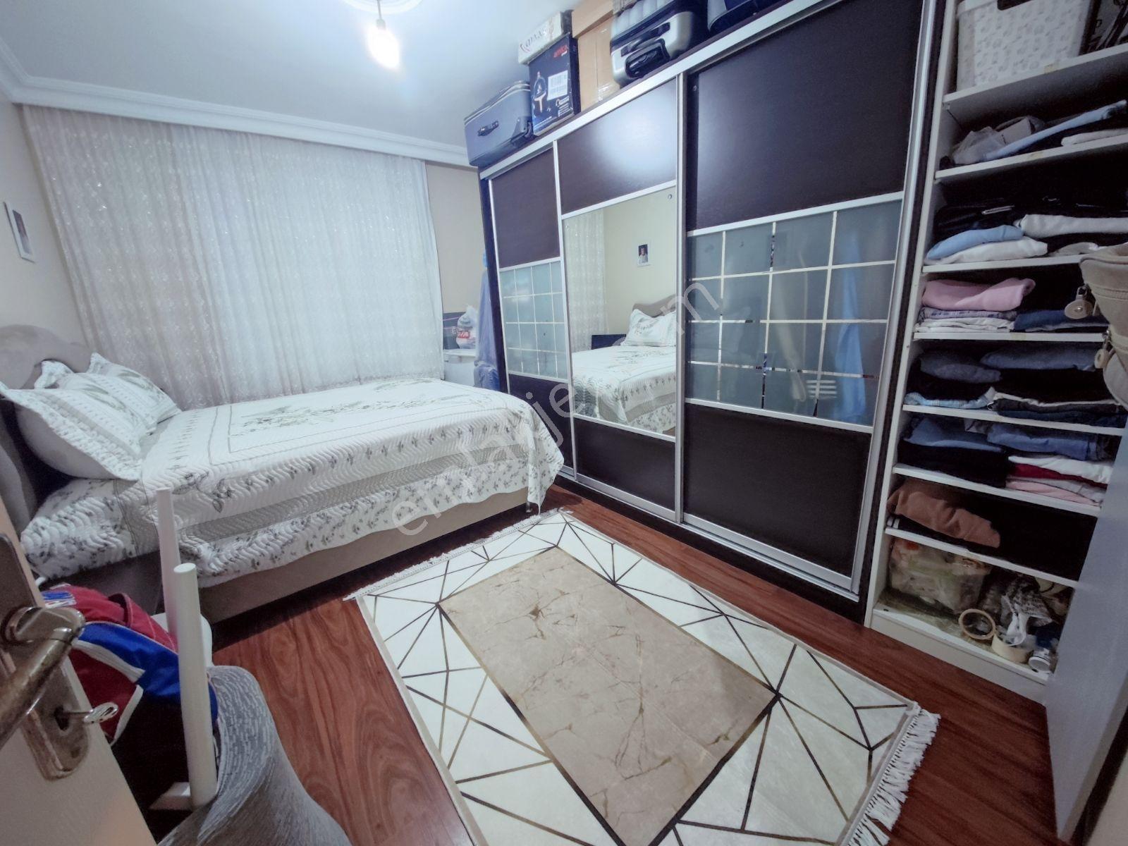 Çamçeşme İlkokulu'na E-5 Yakin 2.kat 125m2 Banyo Wc Ayri Kombili - Görsel 28