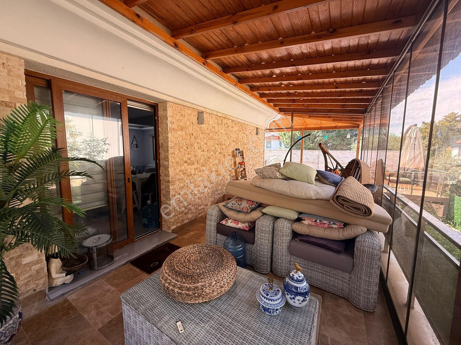 Kuşadası 3+1 Tam Müstakil Özel Havuzlu Fırsat Villa! - Görsel 25