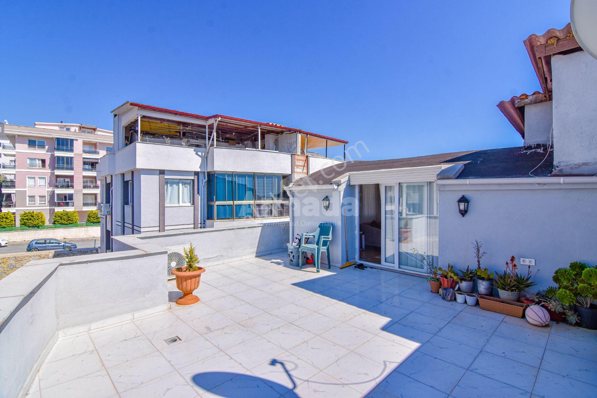 Kuşadası Havuzlu Site İçi Cam Balkonlu Satılık Dubleks Daire - Görsel 29