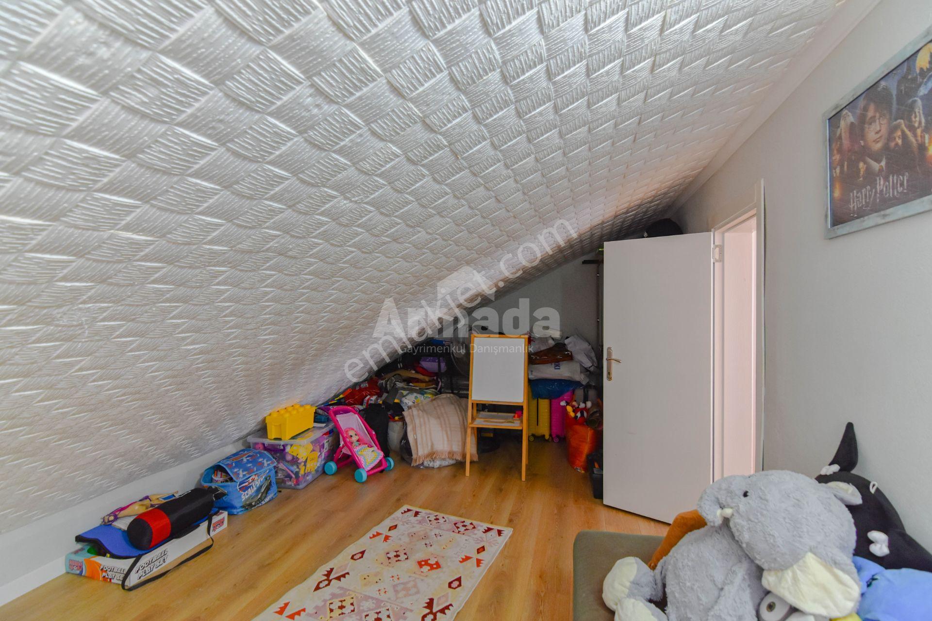 Kuşadası Havuzlu Site İçi Cam Balkonlu Satılık Dubleks Daire - Görsel 24