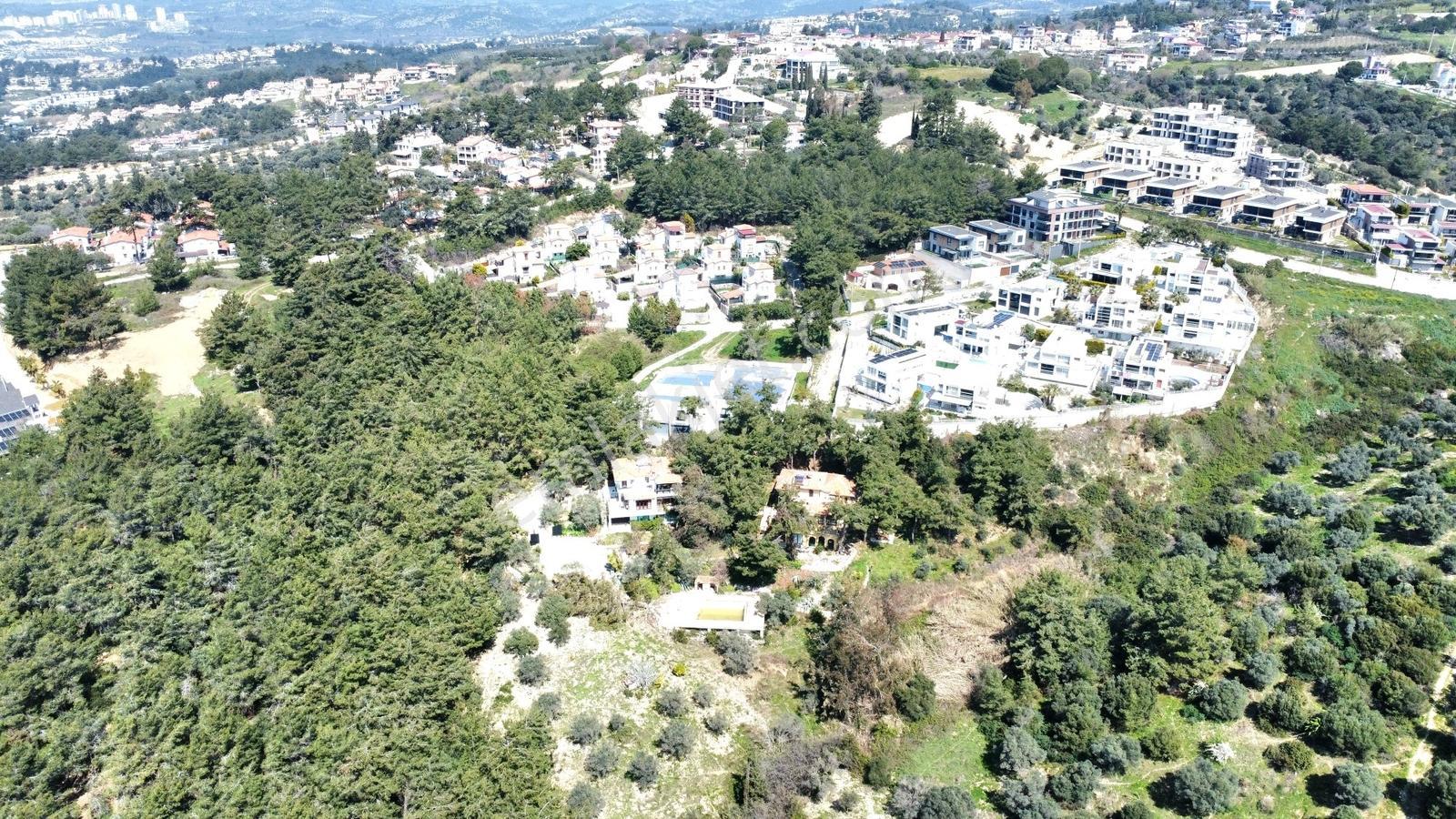 Kuşadasının En Popüler Bölgesinde Yatırıma Uygun Manzaralı Arazi - Görsel 21