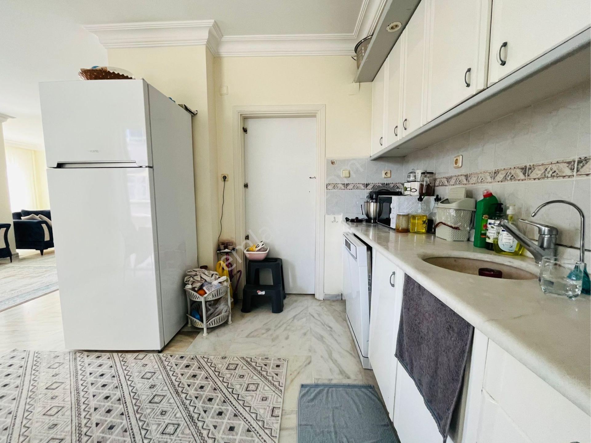 Etherealden Yaşar Doğu Cad.civarı Siteiçi Havuzlu Deniz Grön 3+1 - Görsel 10