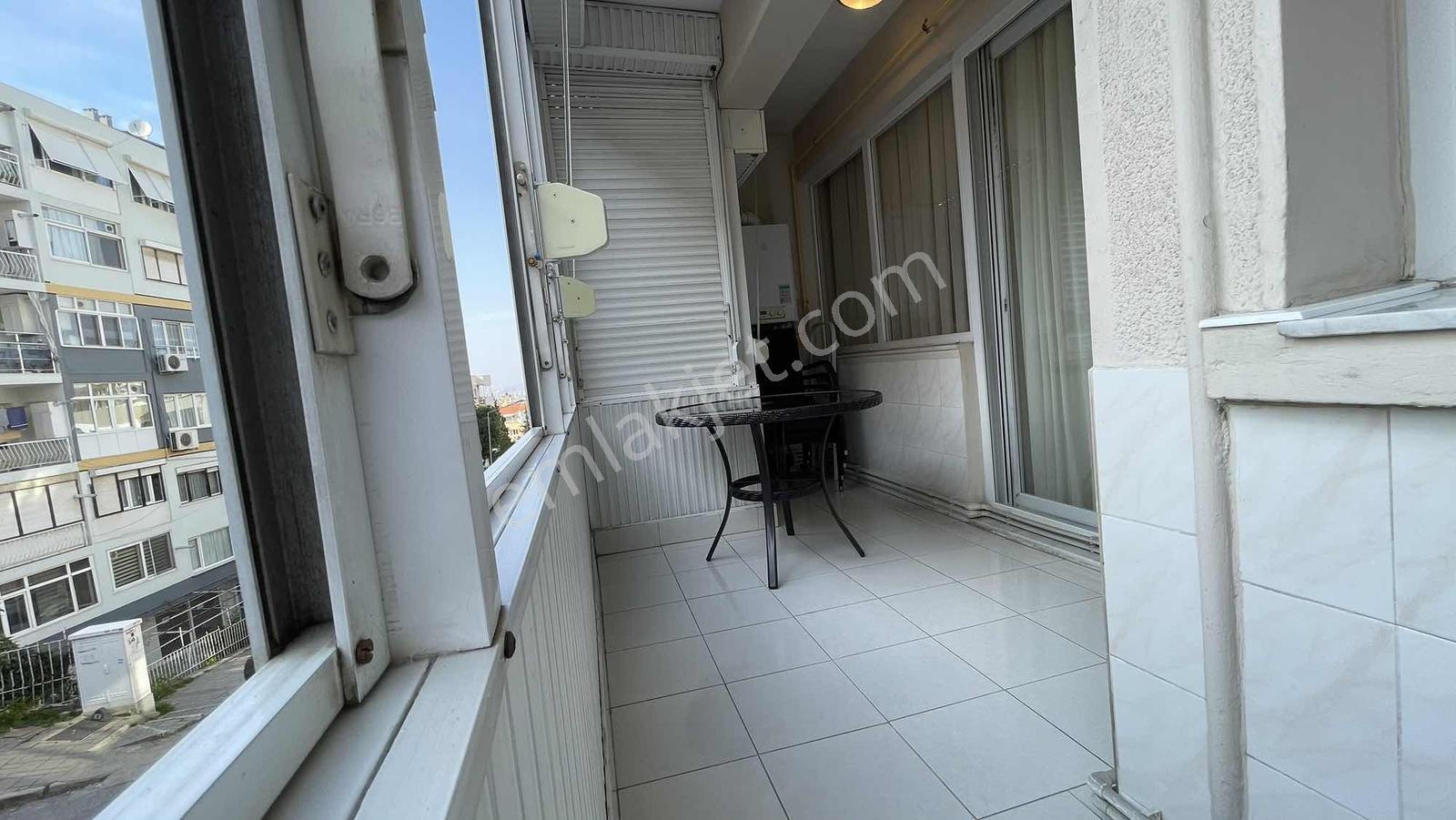 Basınsitesi'nde Harika Konumda Masrafsız Geniş 2+1 Satılık Daire - Görsel 3