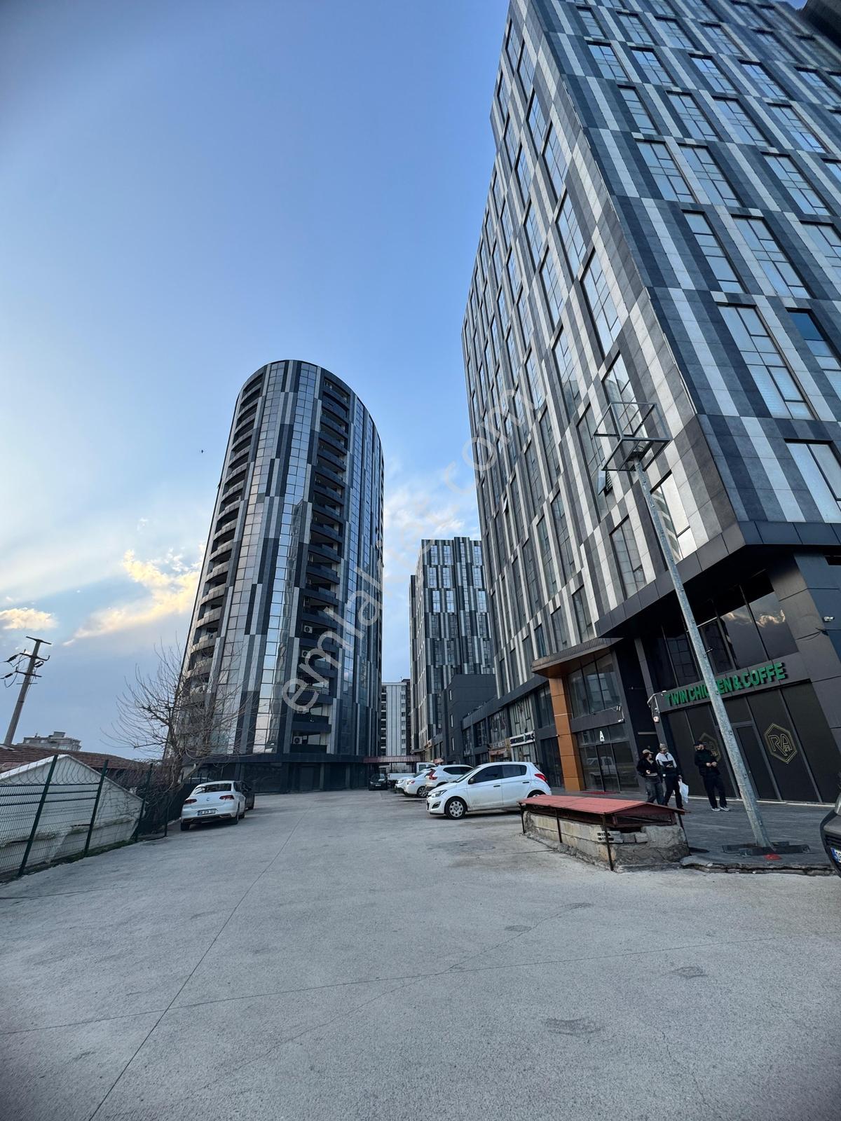 Çeysa Twin Towers 'da Satılık 2+1 Büro - Görsel 18